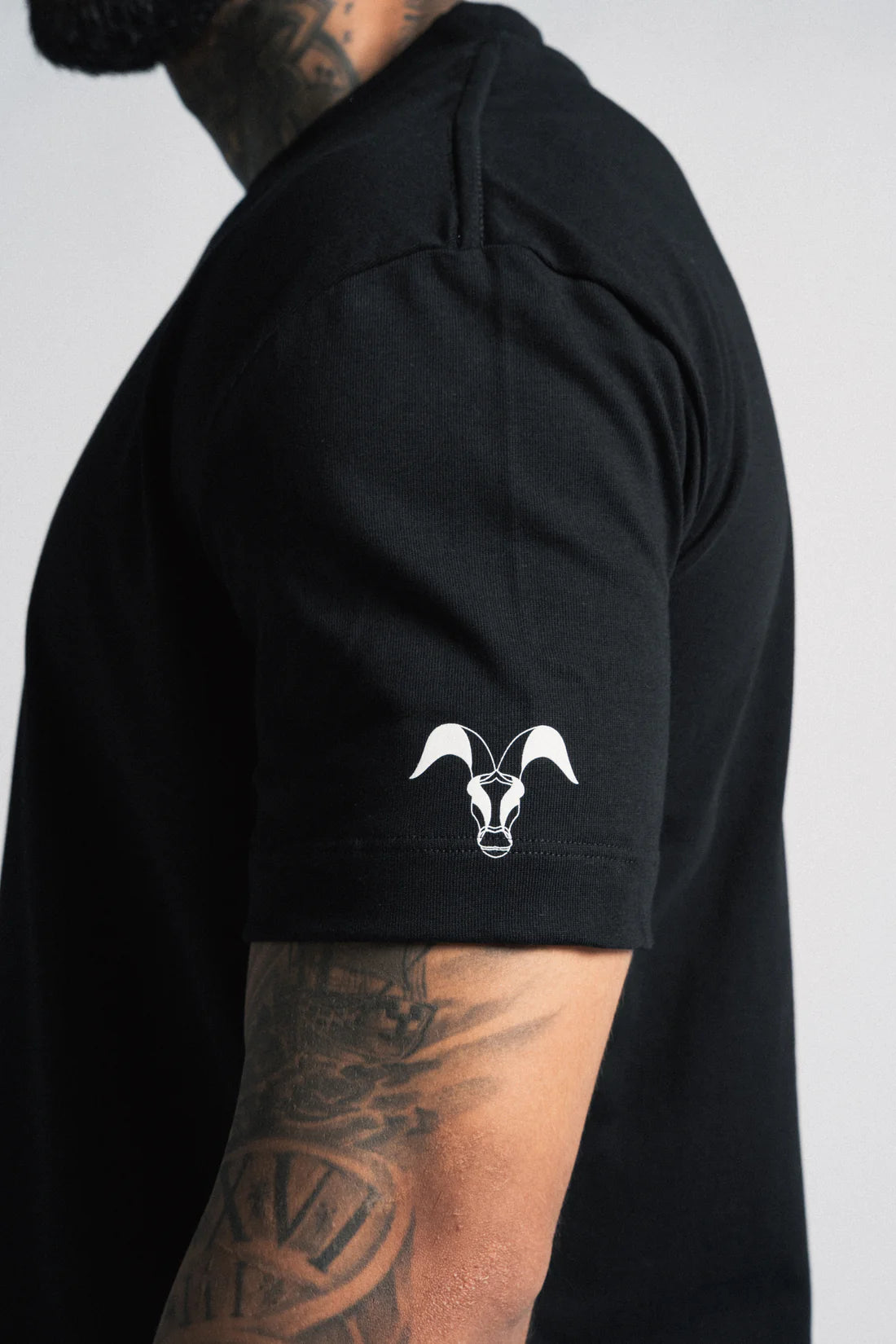 Controversy camiseta regular one of one