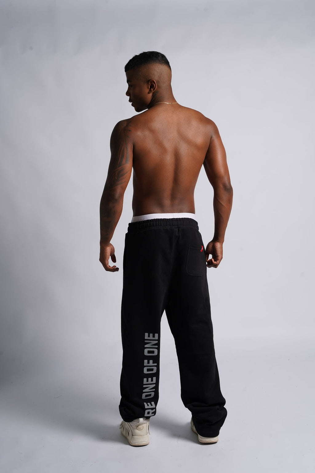 Controversy jogger we are one
