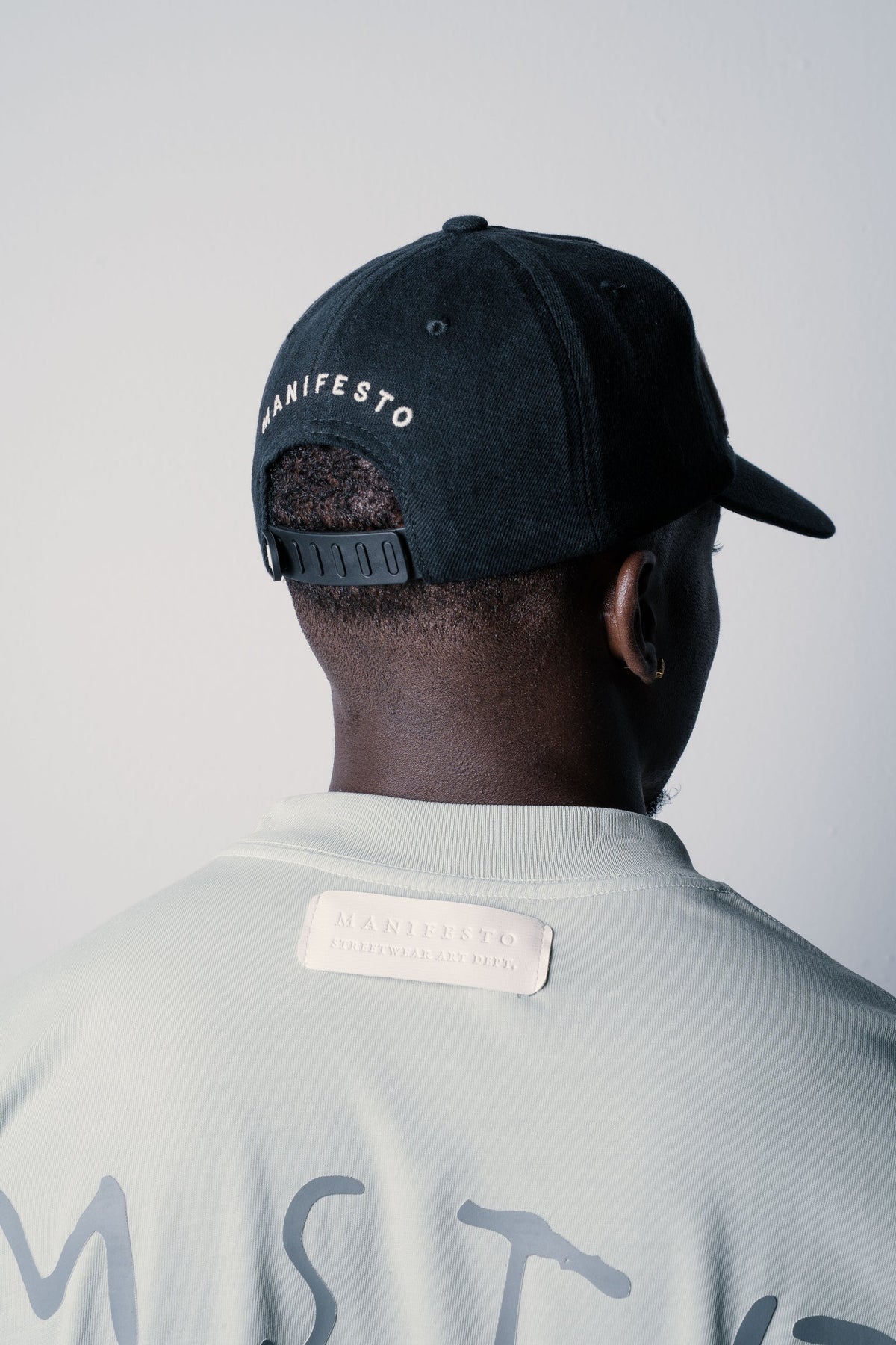 Manifesto Gorra Negra Stylist
