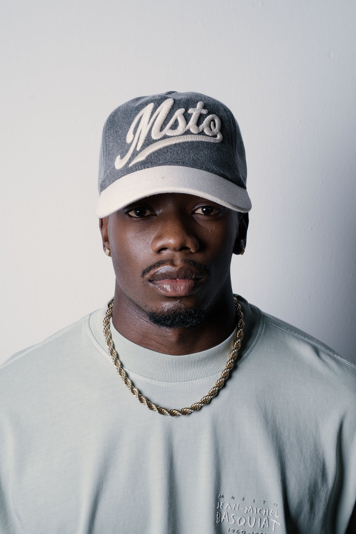 Manifesto Gorra Gris Vainilla MSTO