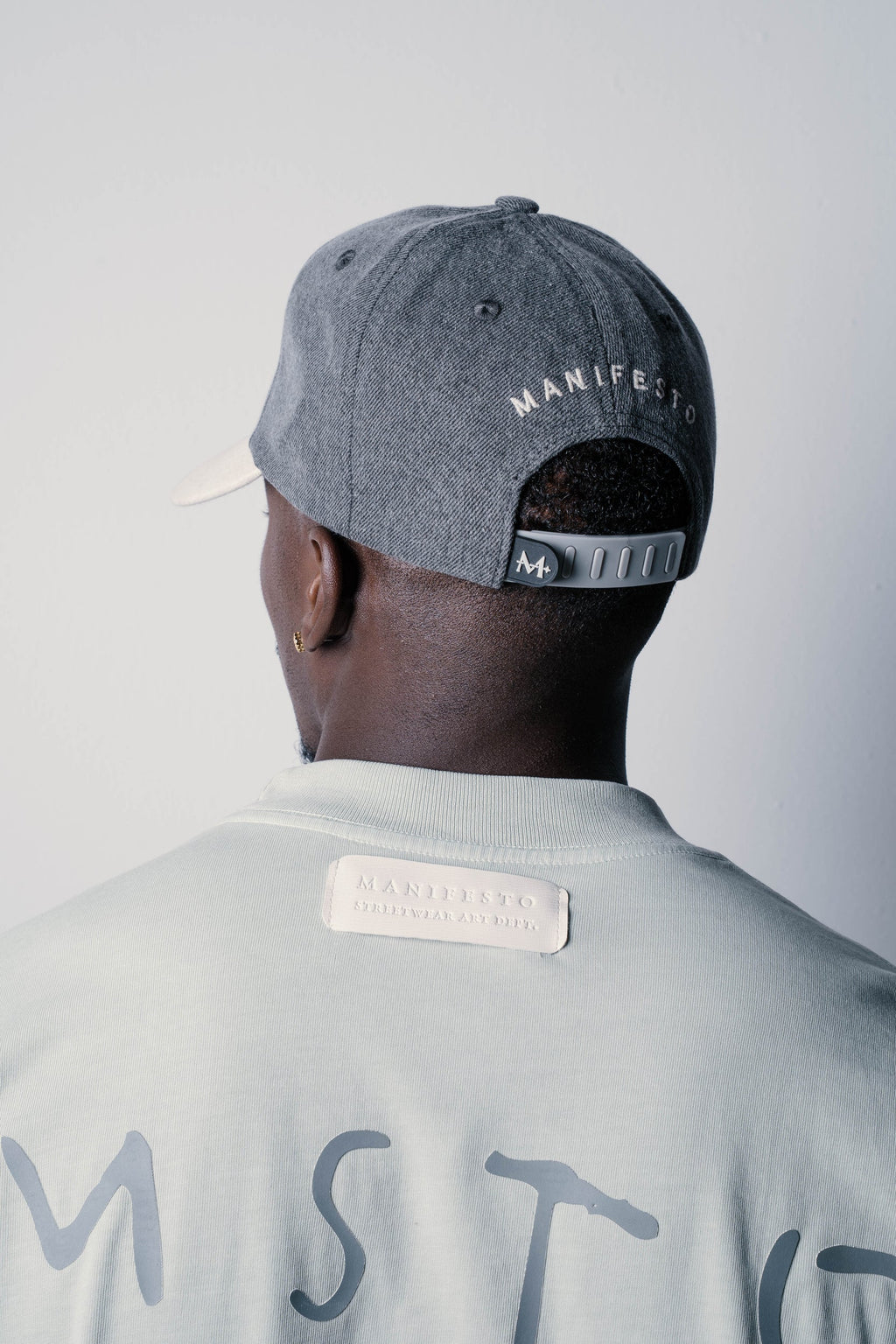 Manifesto Gorra Gris Vainilla MSTO