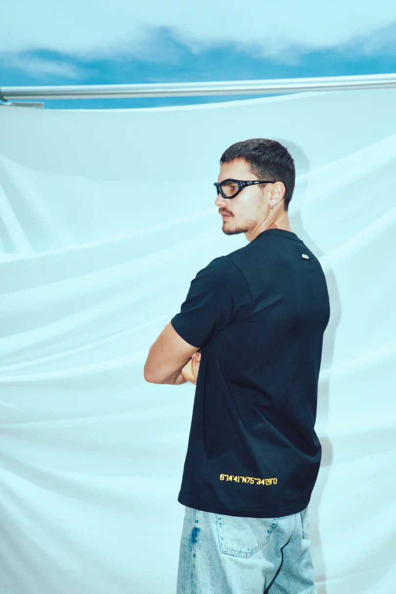 Son of son Regular fit black sofs classic racing TSH005