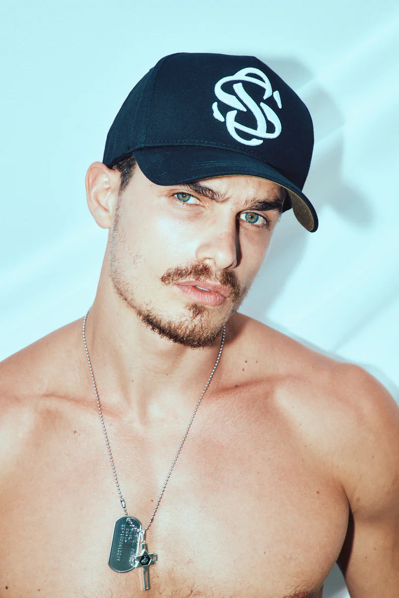 Son of son Cap son of two times