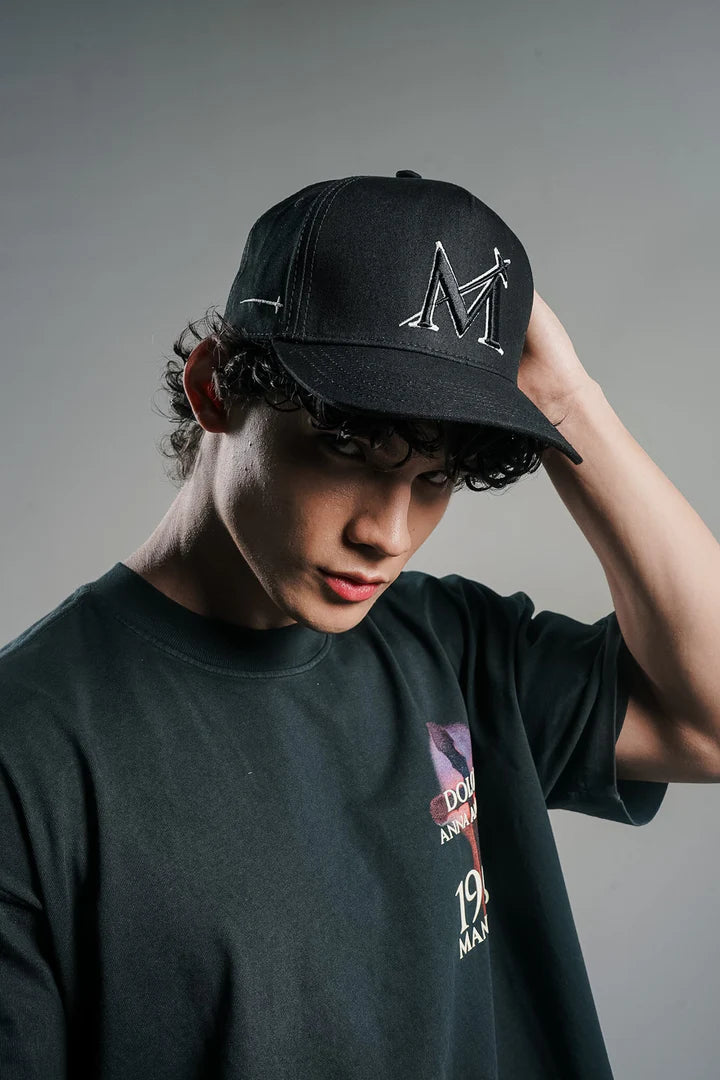 Manifesto gorra peccatori color negro