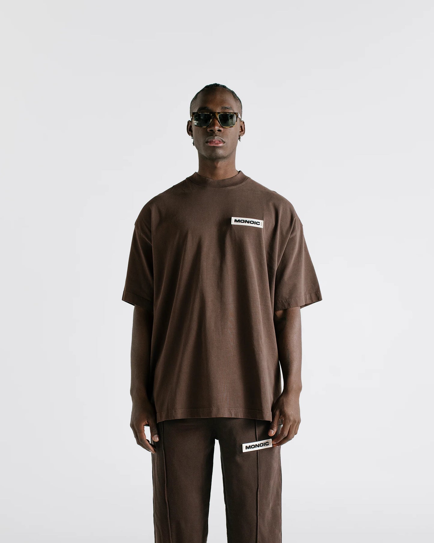 Monoic Camiseta Oversized Básica - Café Chocolate Oscuro