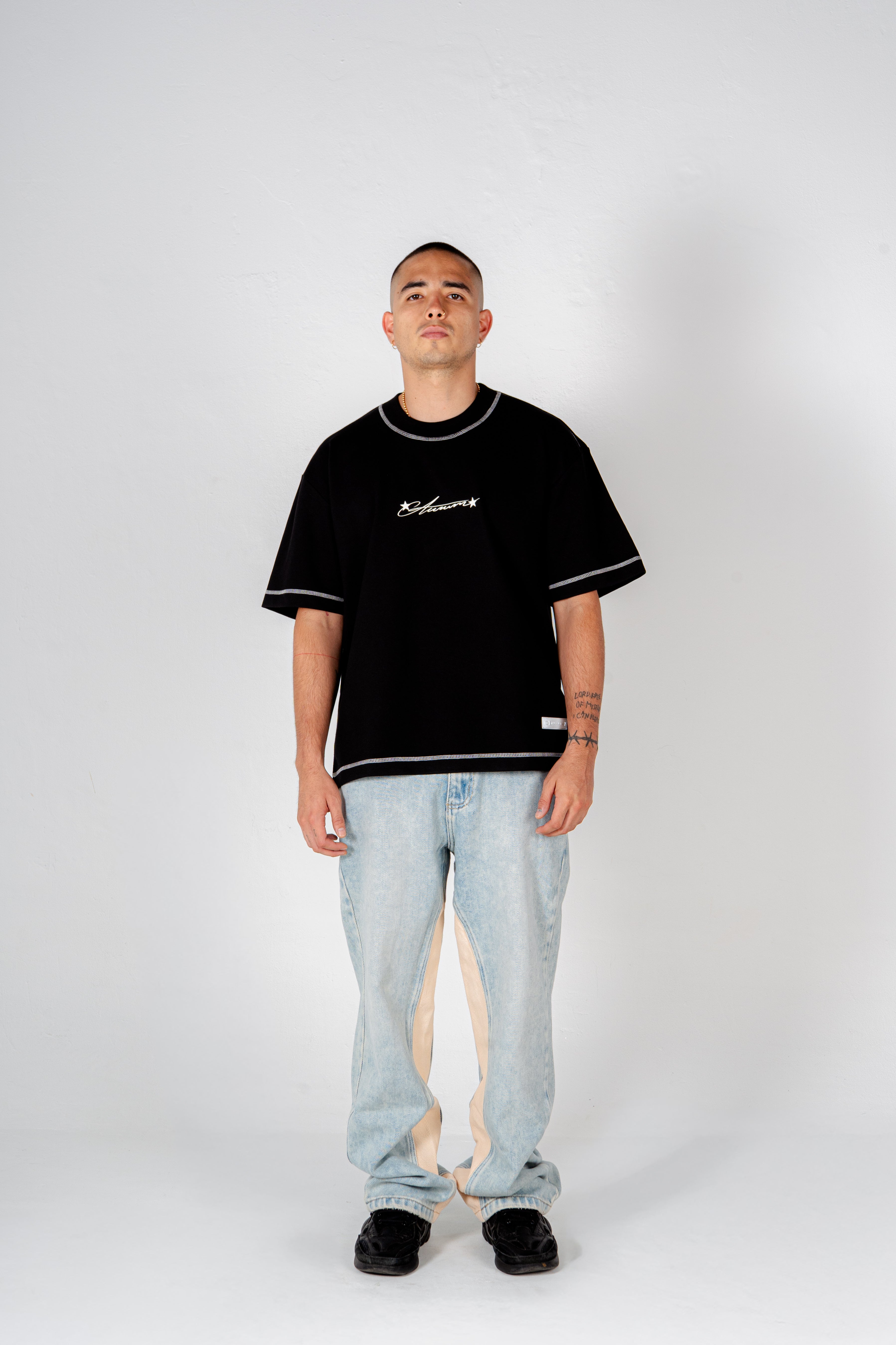 Aurum Signature Racing Seams