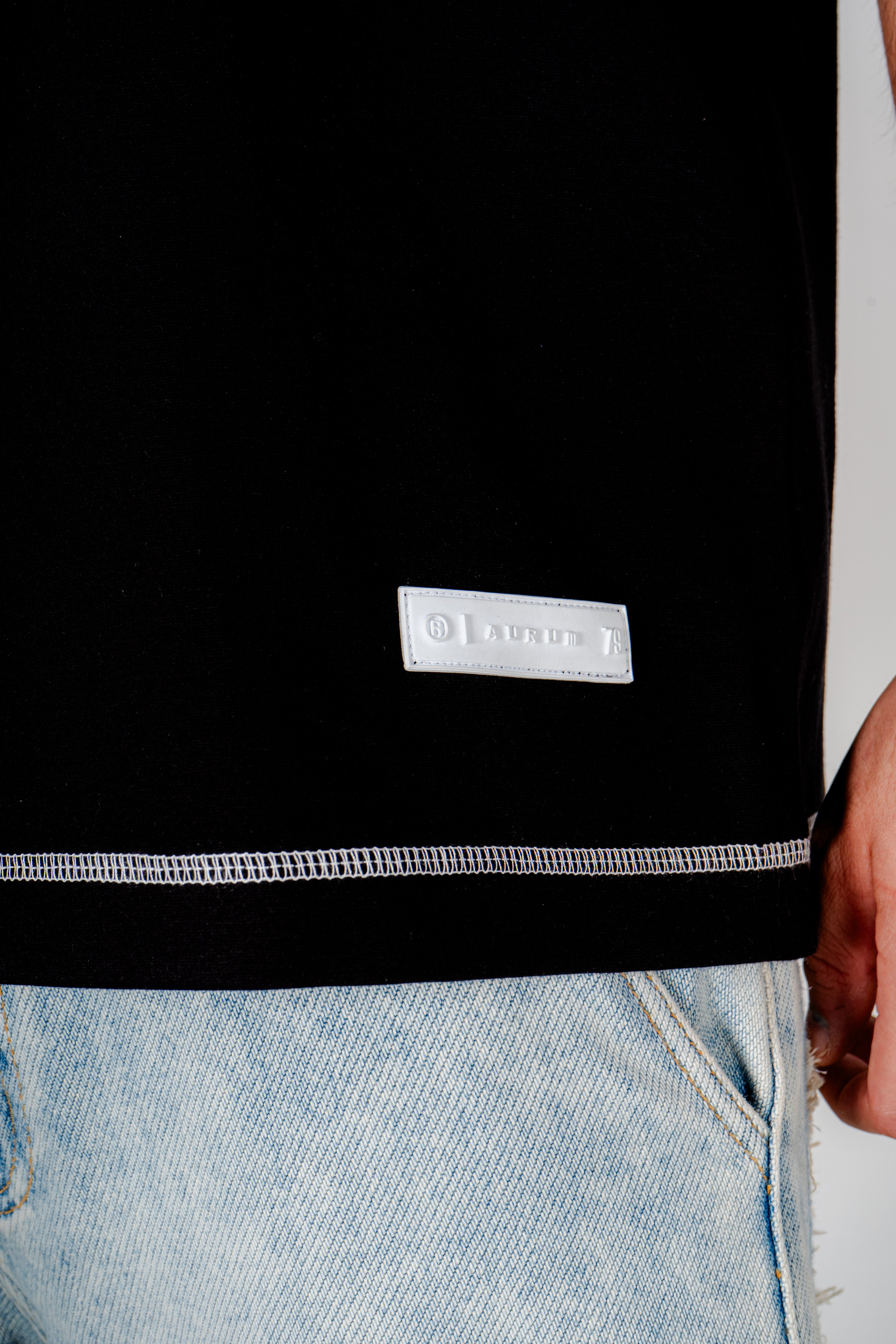 Aurum Signature Racing Seams