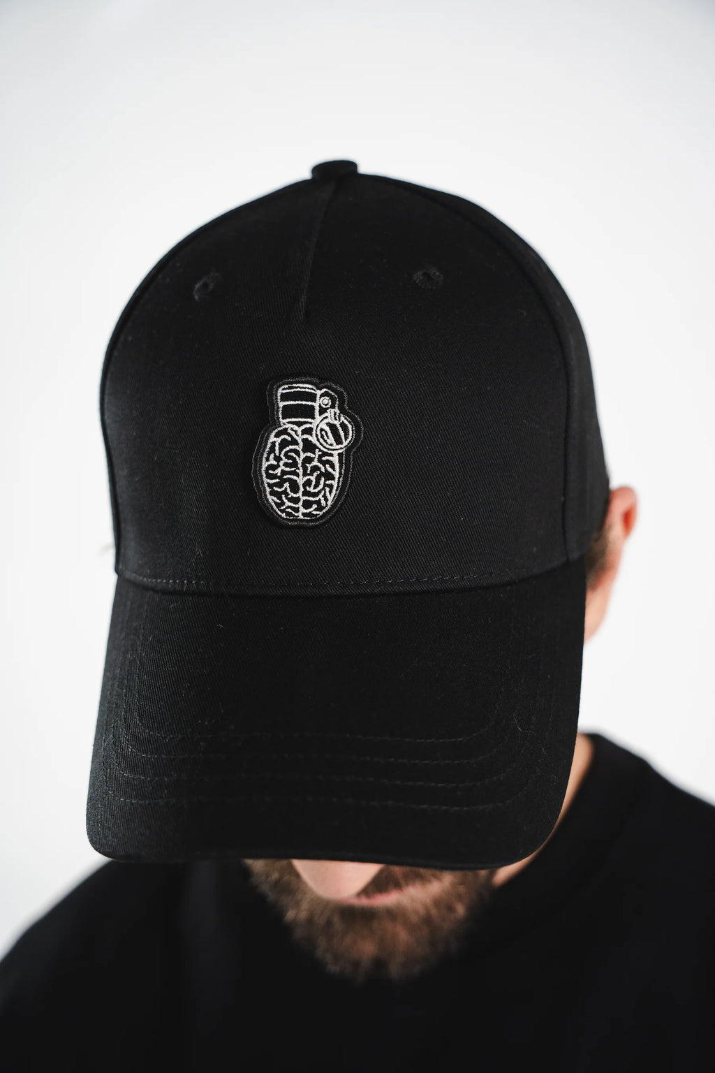 Blow up Grenade black curved cap G7-1106