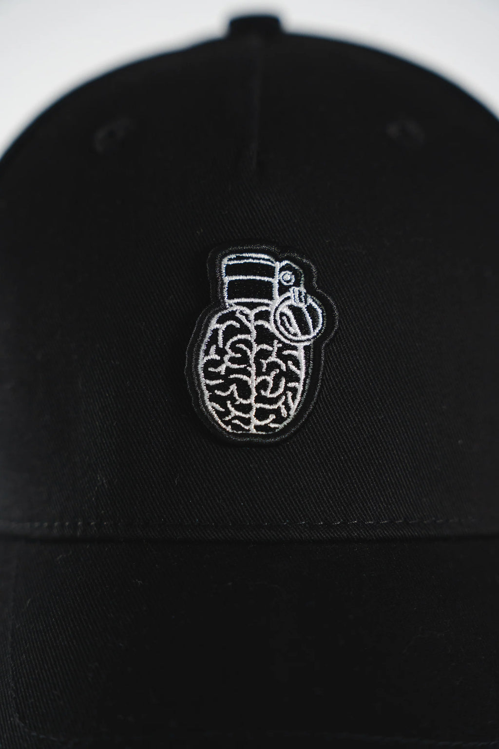 Blow up Grenade black curved cap G7-1106