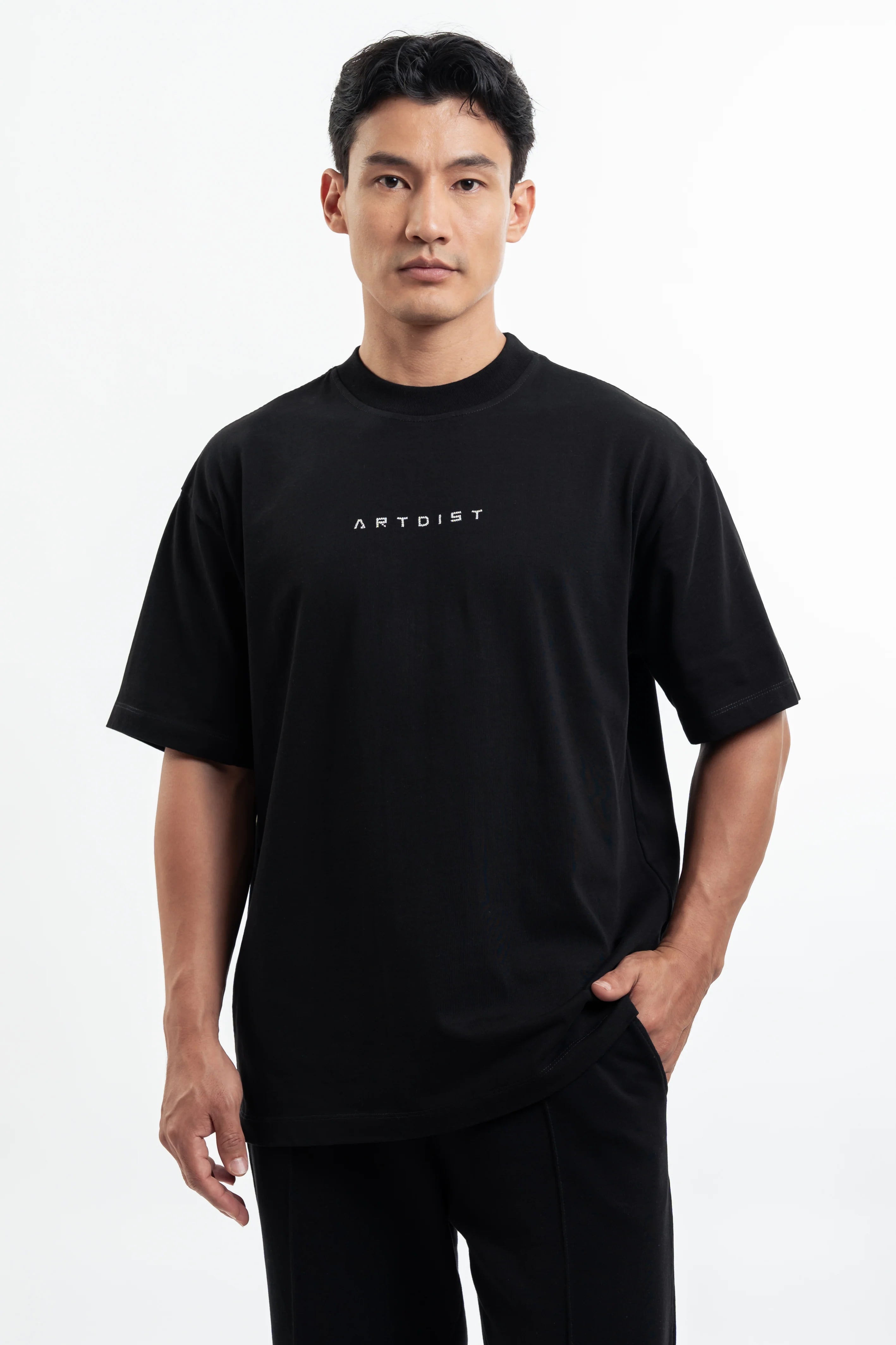 Artdist Trace Black Semioversized Fit T-Shirt