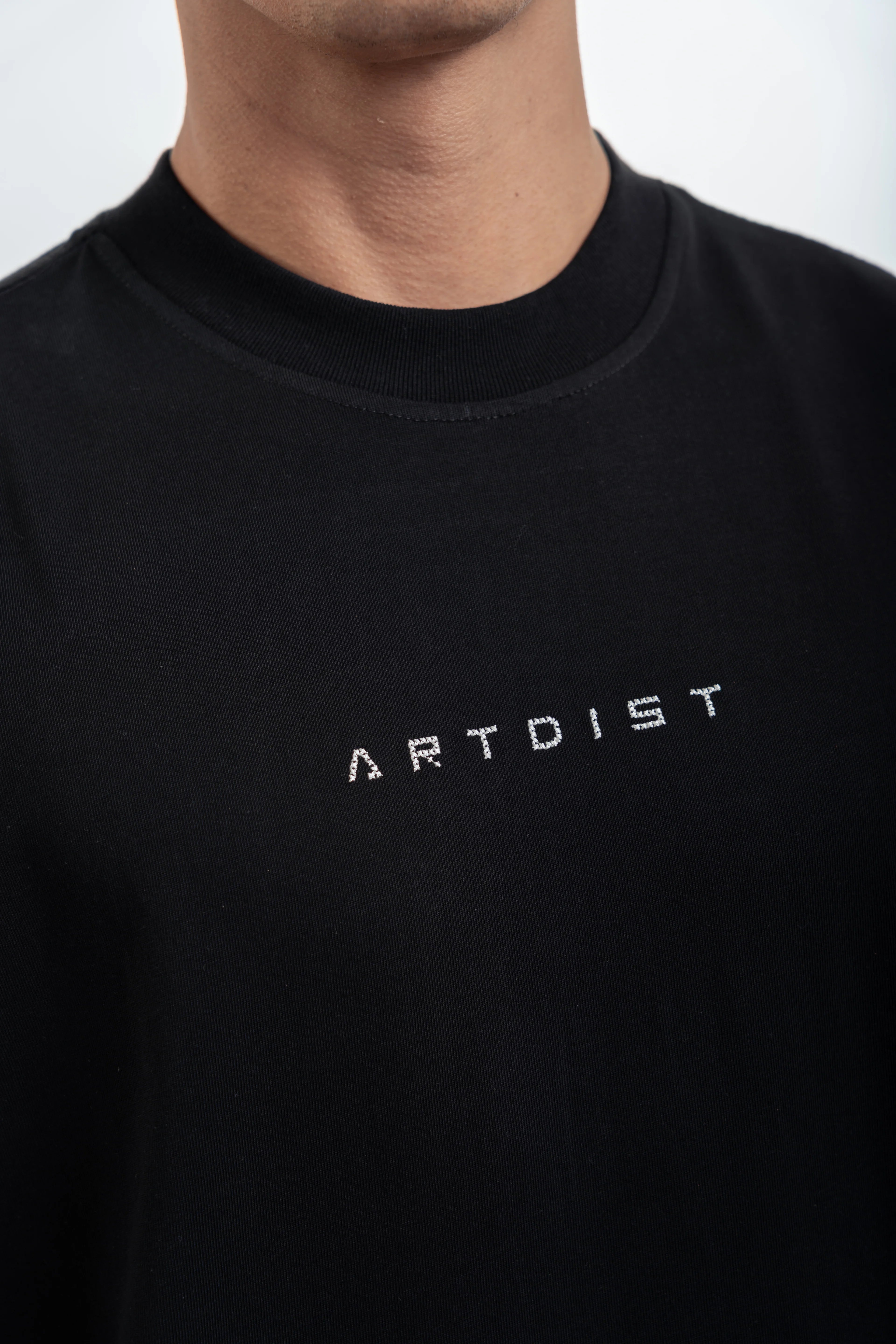 Artdist Trace Black Semioversized Fit T-Shirt