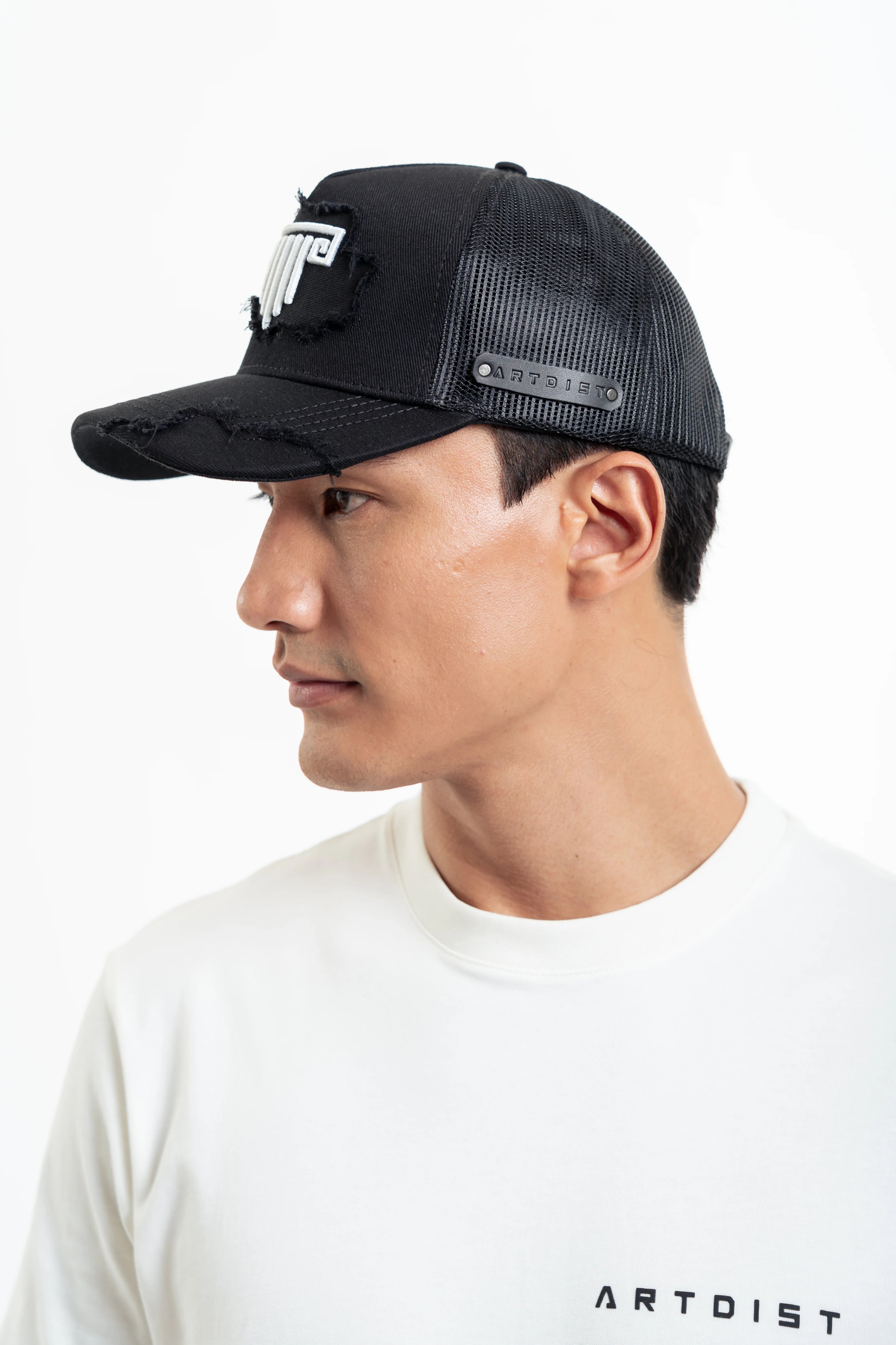 Artdist Shadow Black Cap