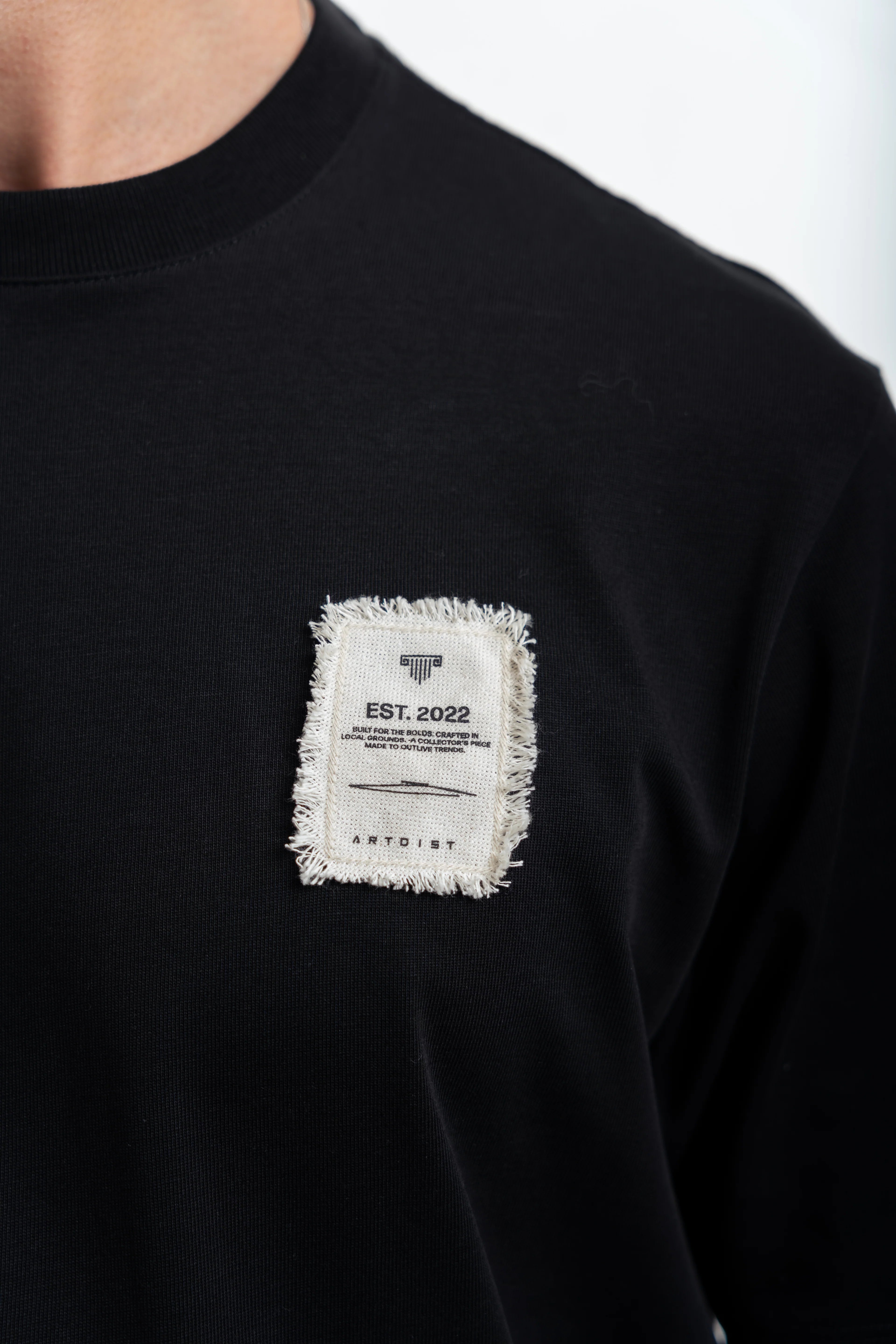 Artdist Unusual Black Regular Fit T-Shirt