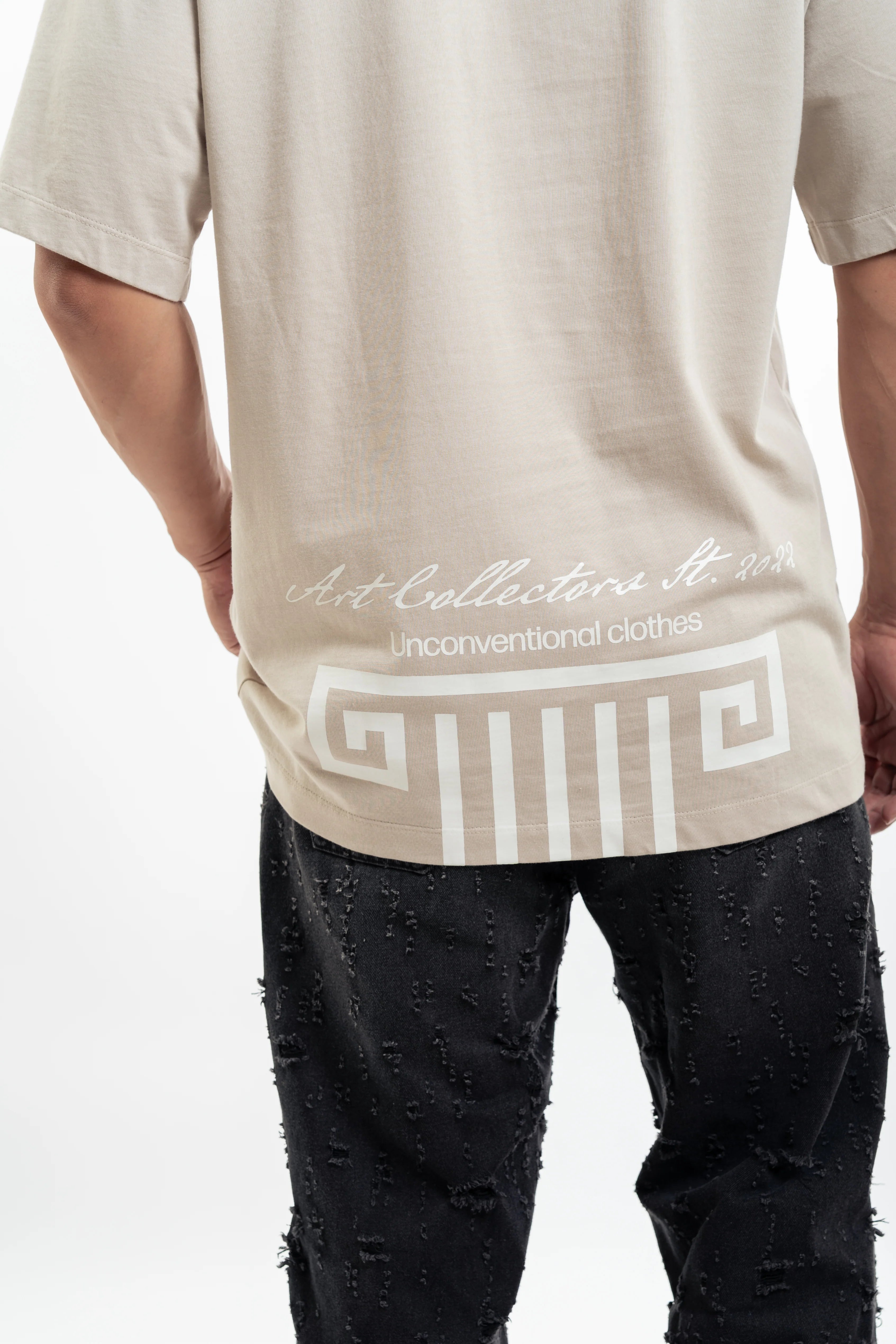 Artdist Column Sand Semioversized Fit T-Shirt