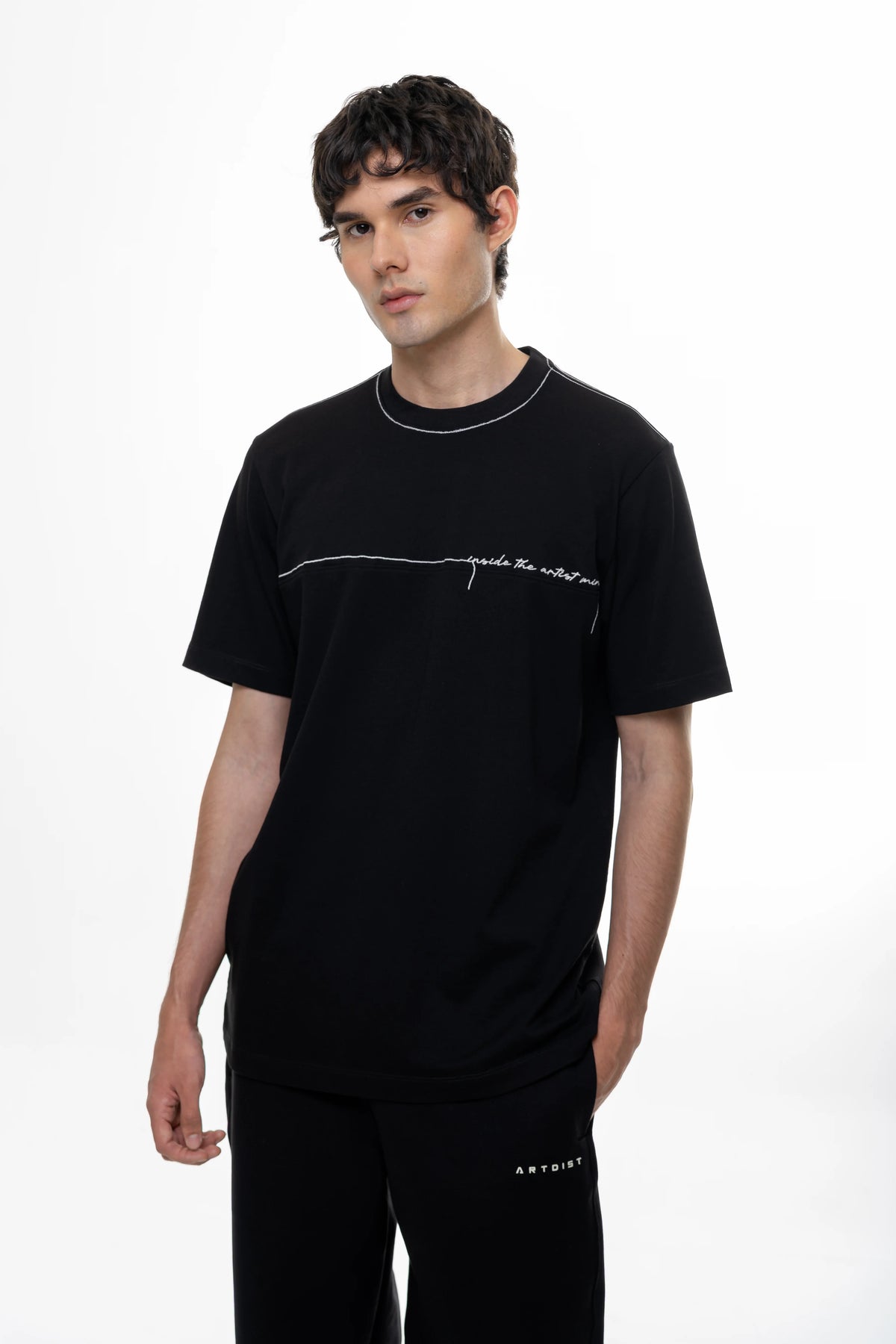 Artdist Stroke Black Regular Fit T-Shirt