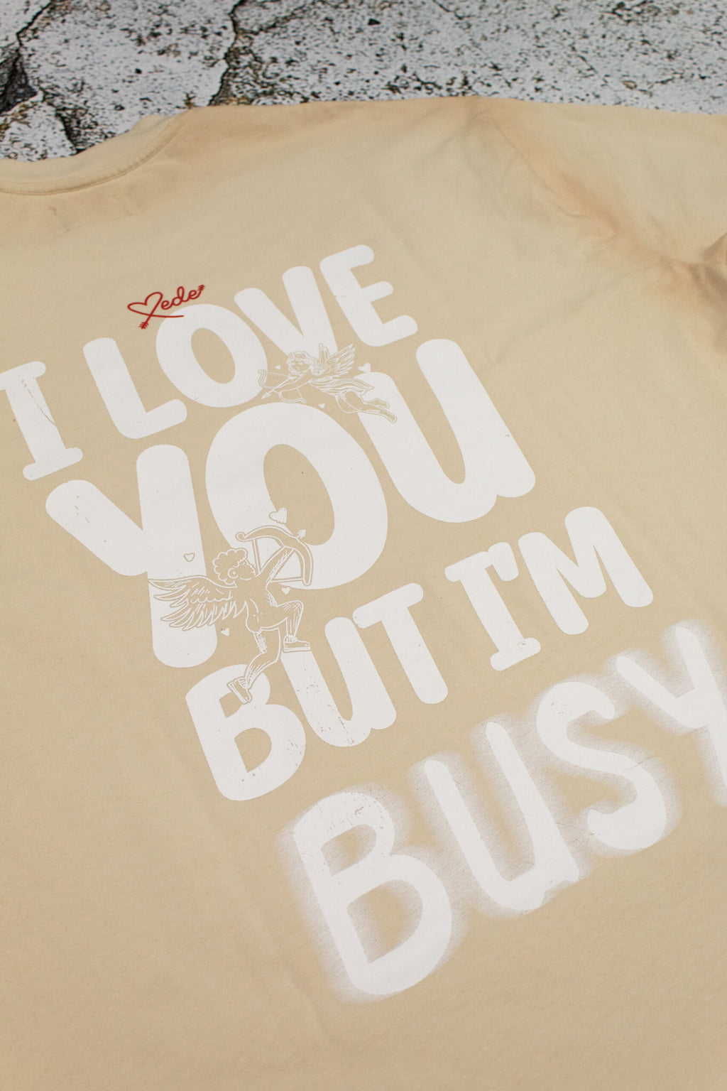 Mede i´m busy tee