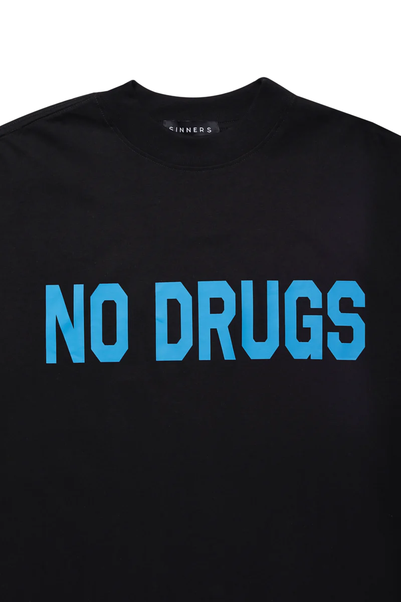 Sinners no drugs black t-shirt