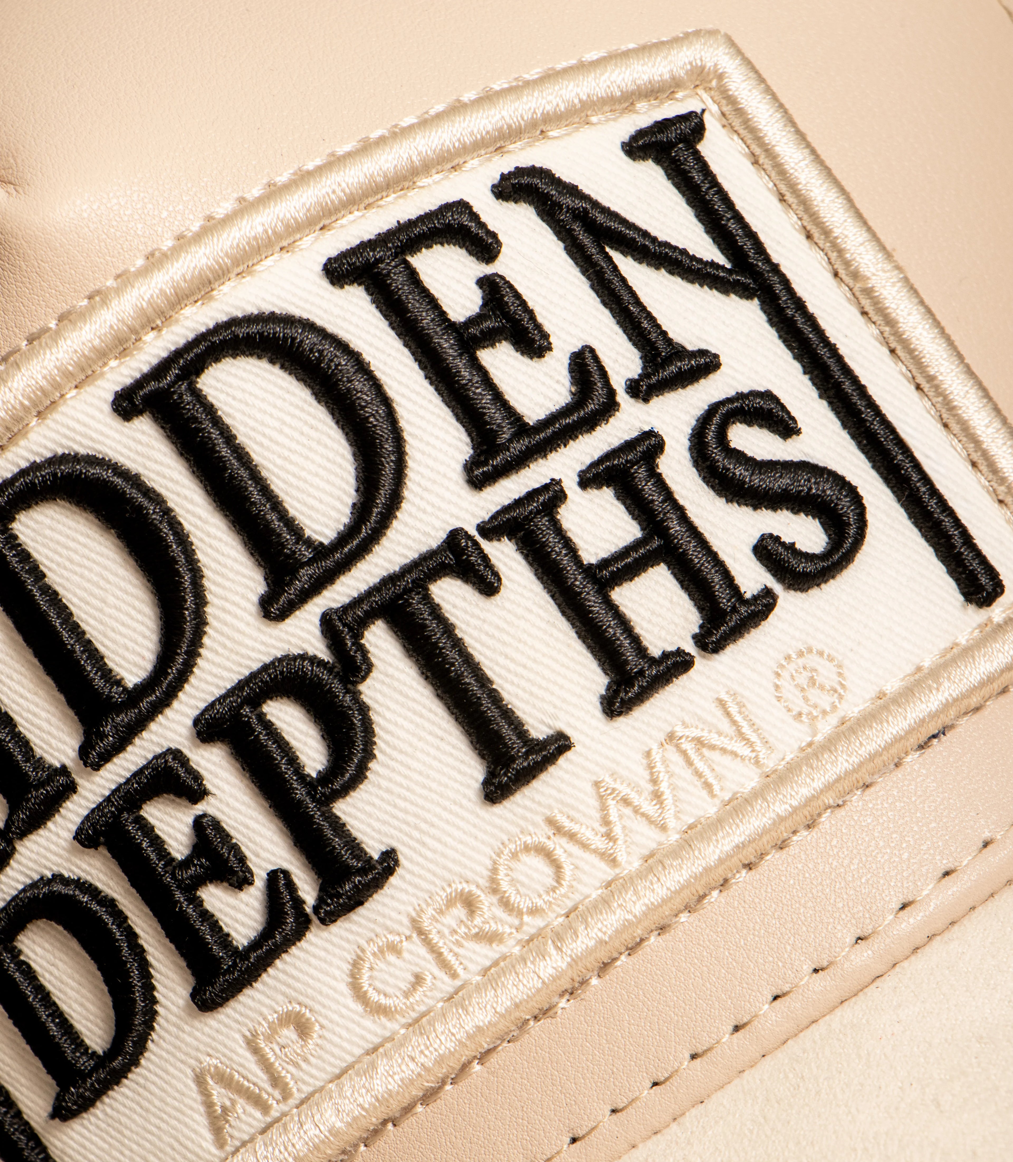 Ap crown relecton cap