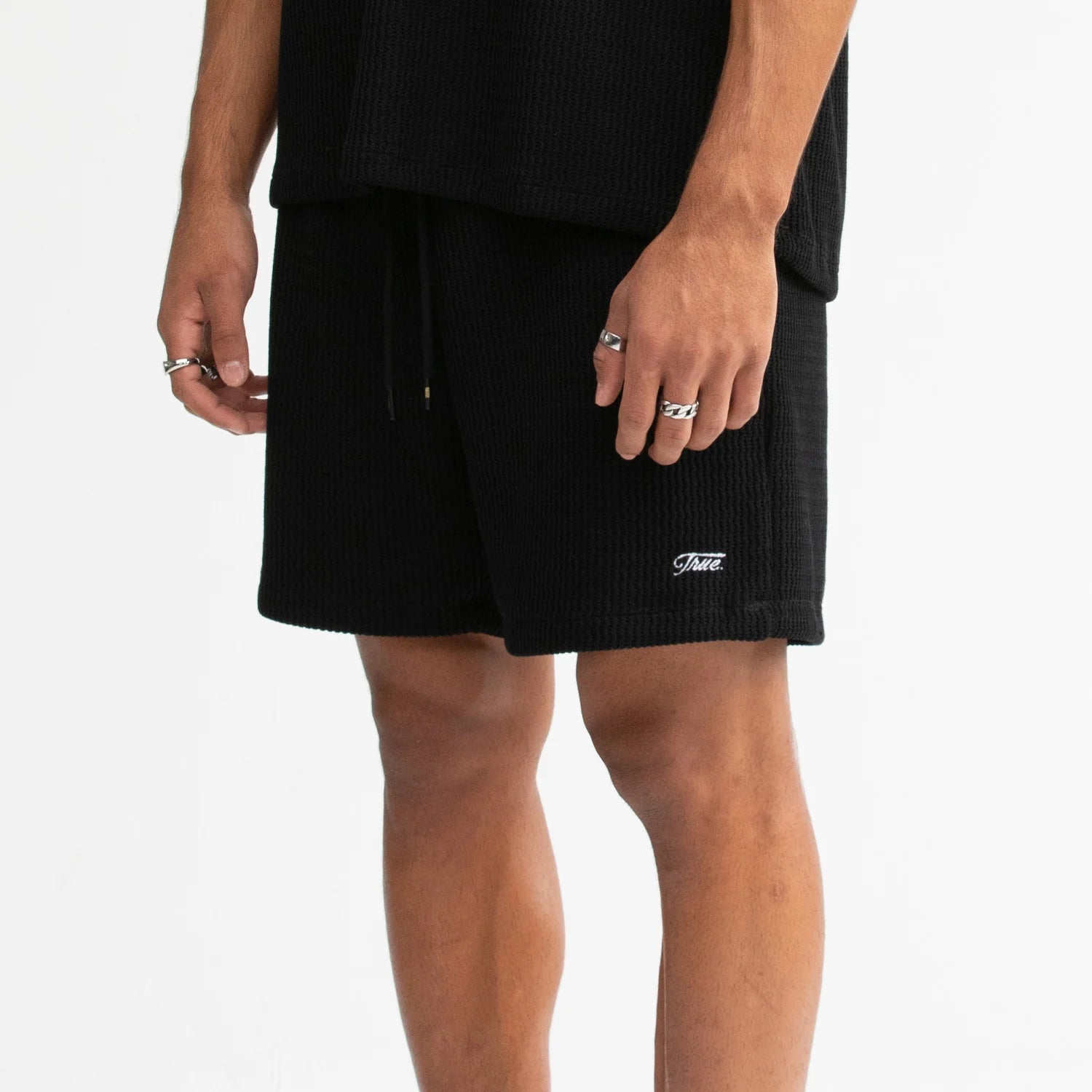 True knit resort bermuda - black