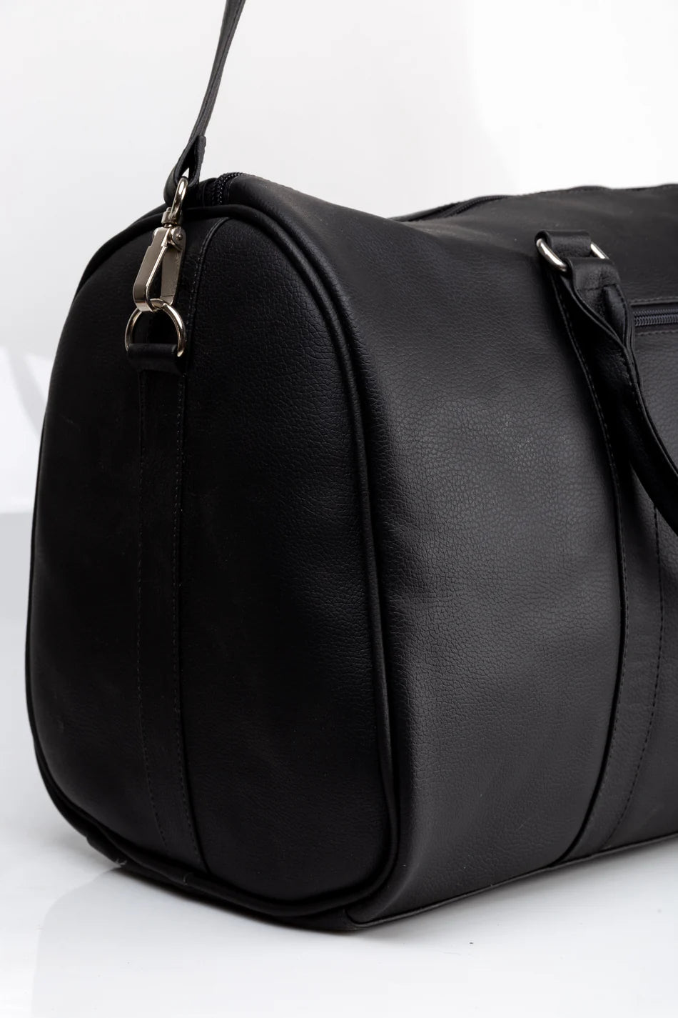 JORMANDS BLACK DUFFEL BAG