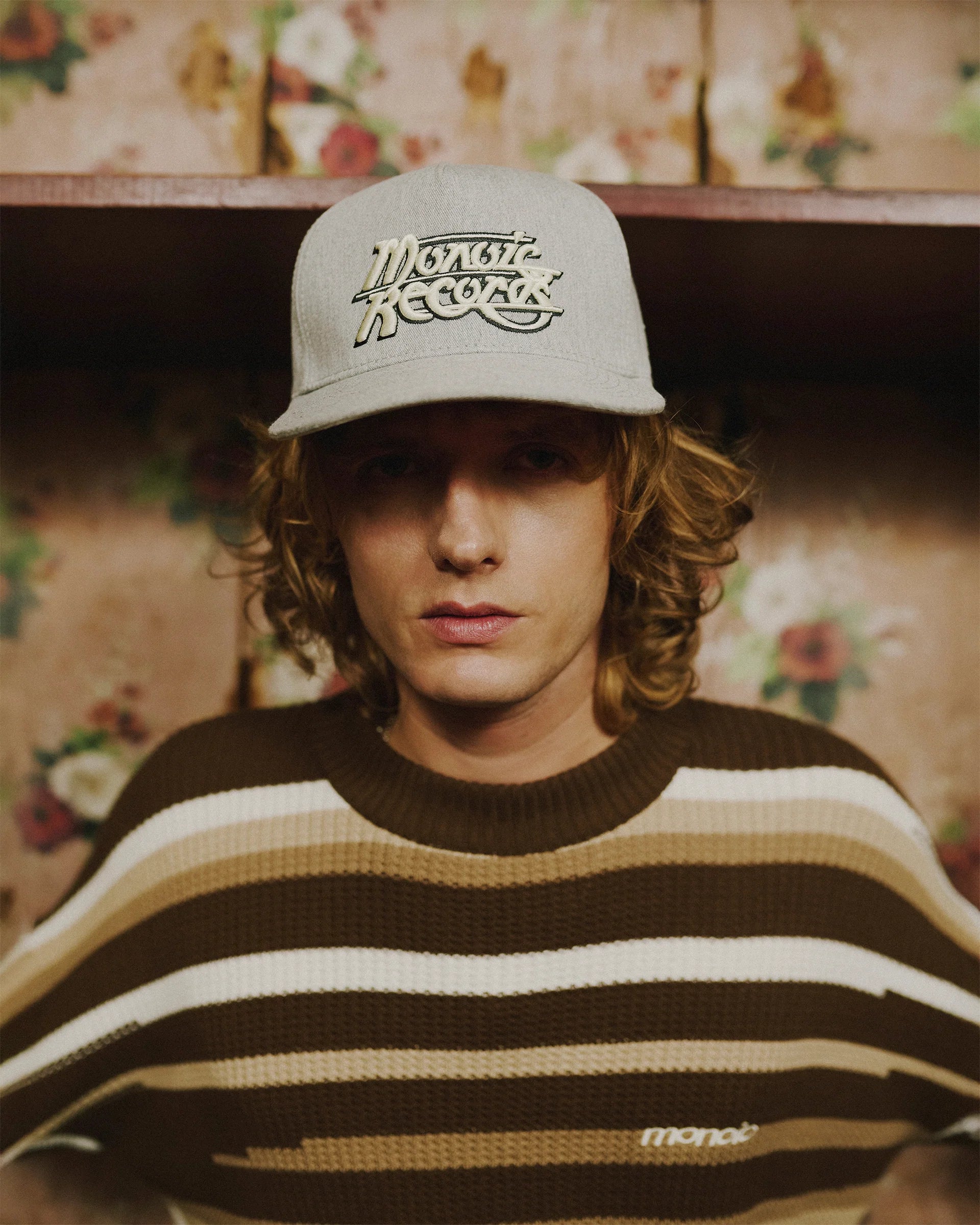 Monoic Gorra Monoic Records - Gris y Crema