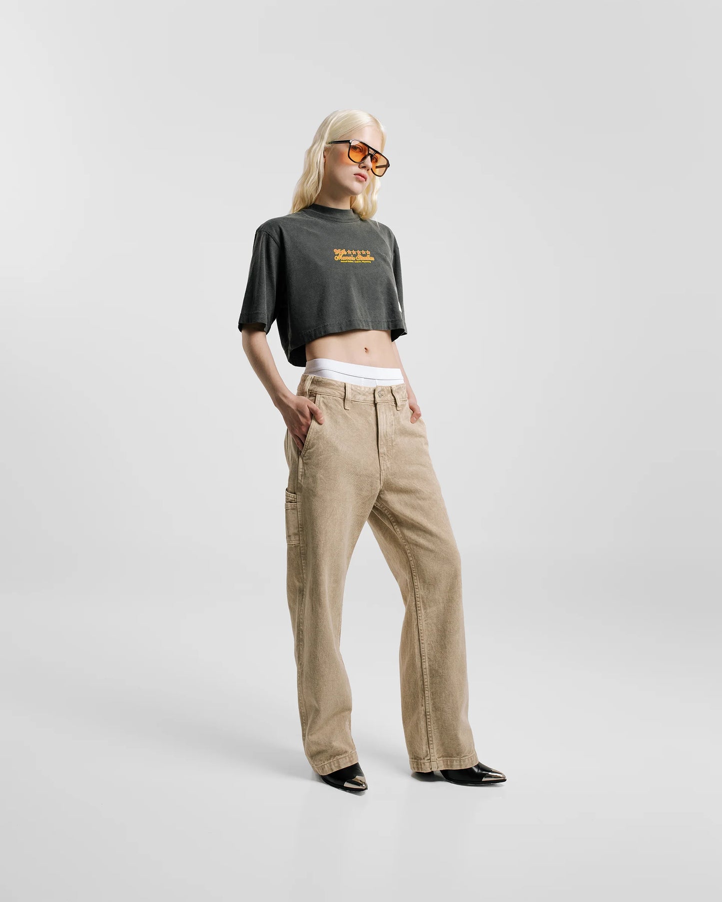 Monoic Work  Beige Pants