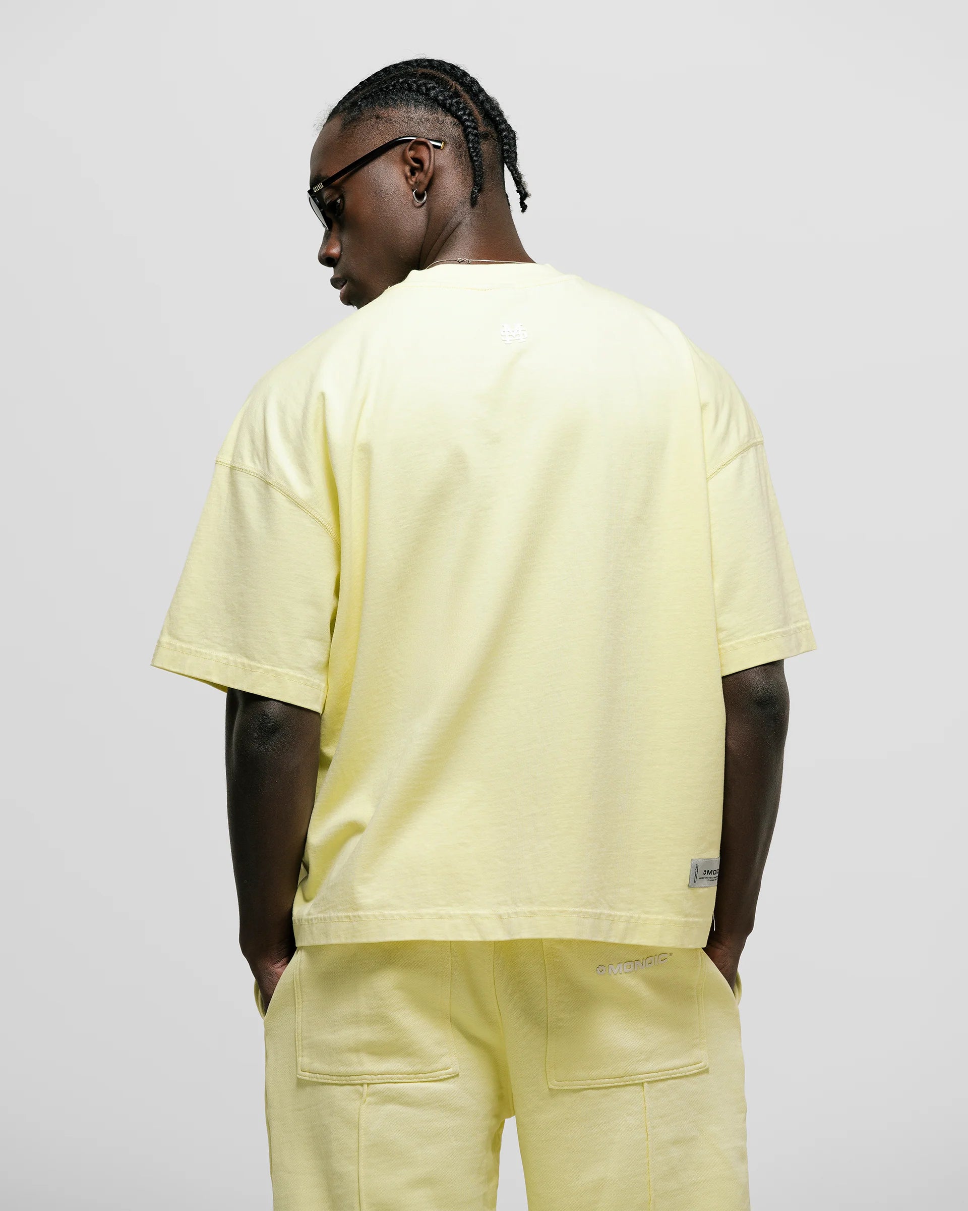 Monoic Camiseta Boxy Fit Básica V3 - Amarillo Pastel