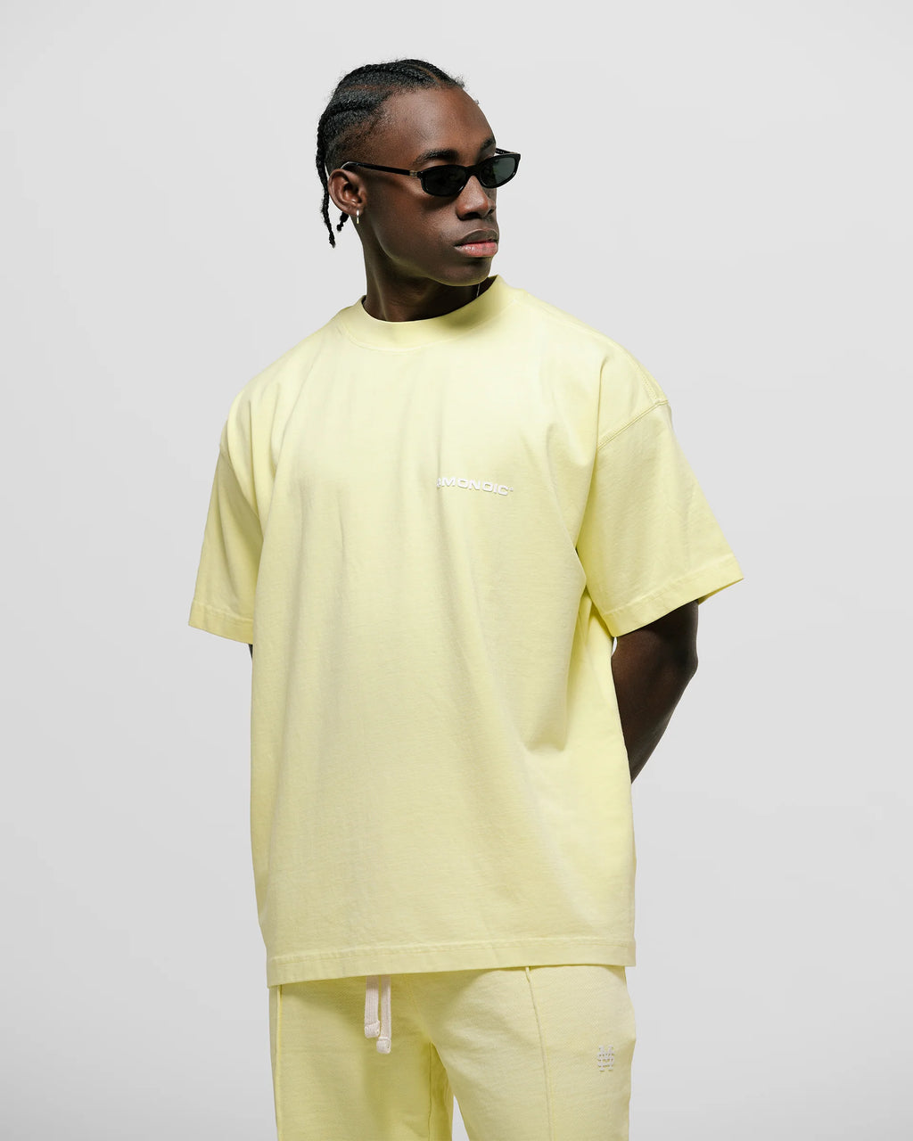 Monoic Camiseta Oversized Básica V3 - Amarillo Pastel