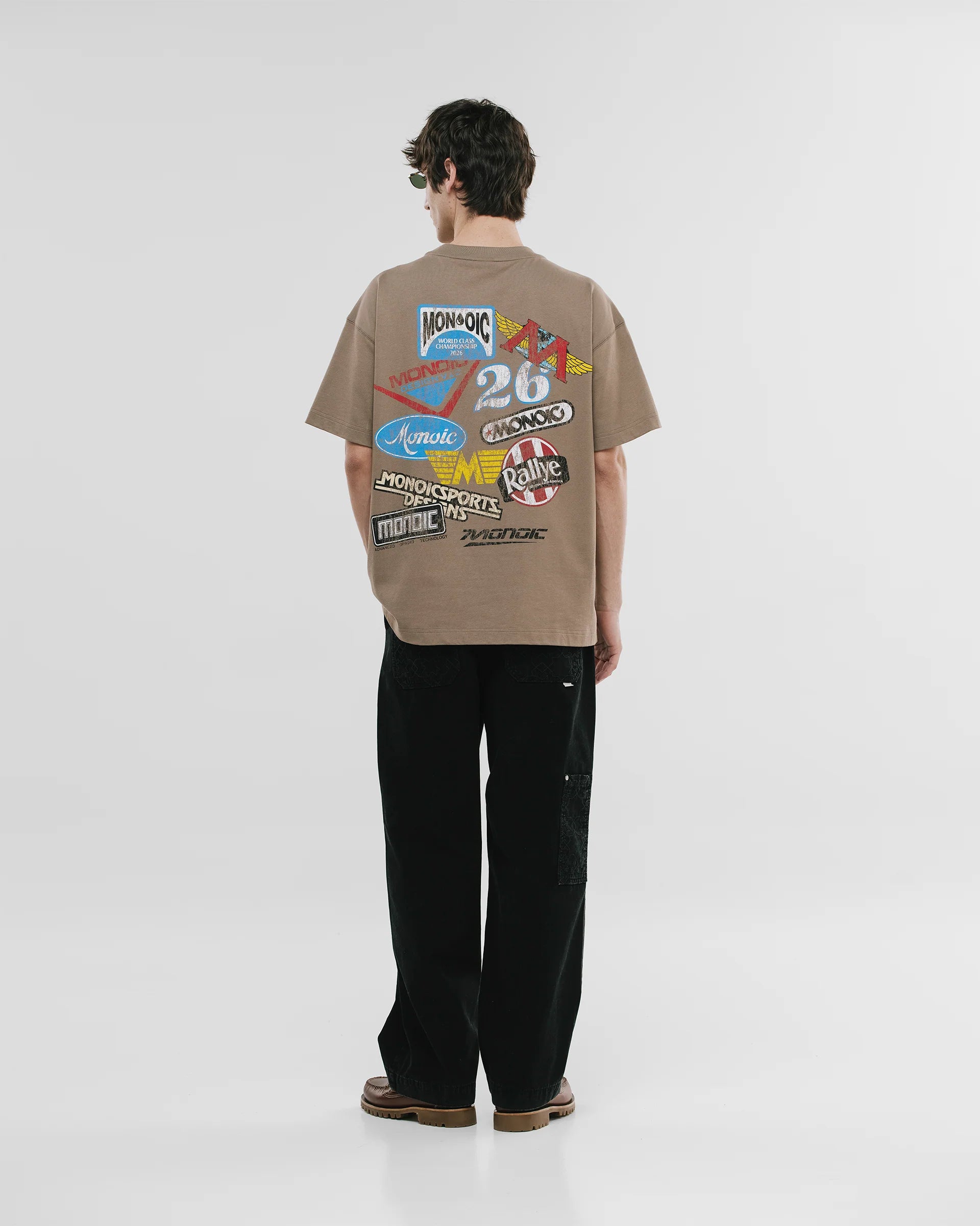 Monoic Camiseta Oversized Sponsors - Sand