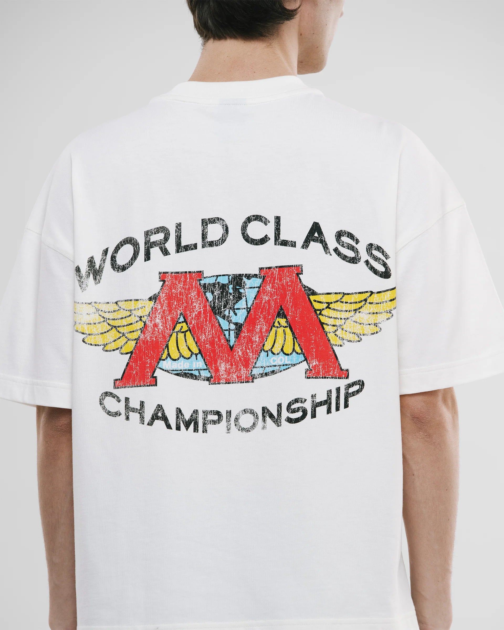 Monoic Camiseta Boxy Fit World Class - Cloud Dancer
