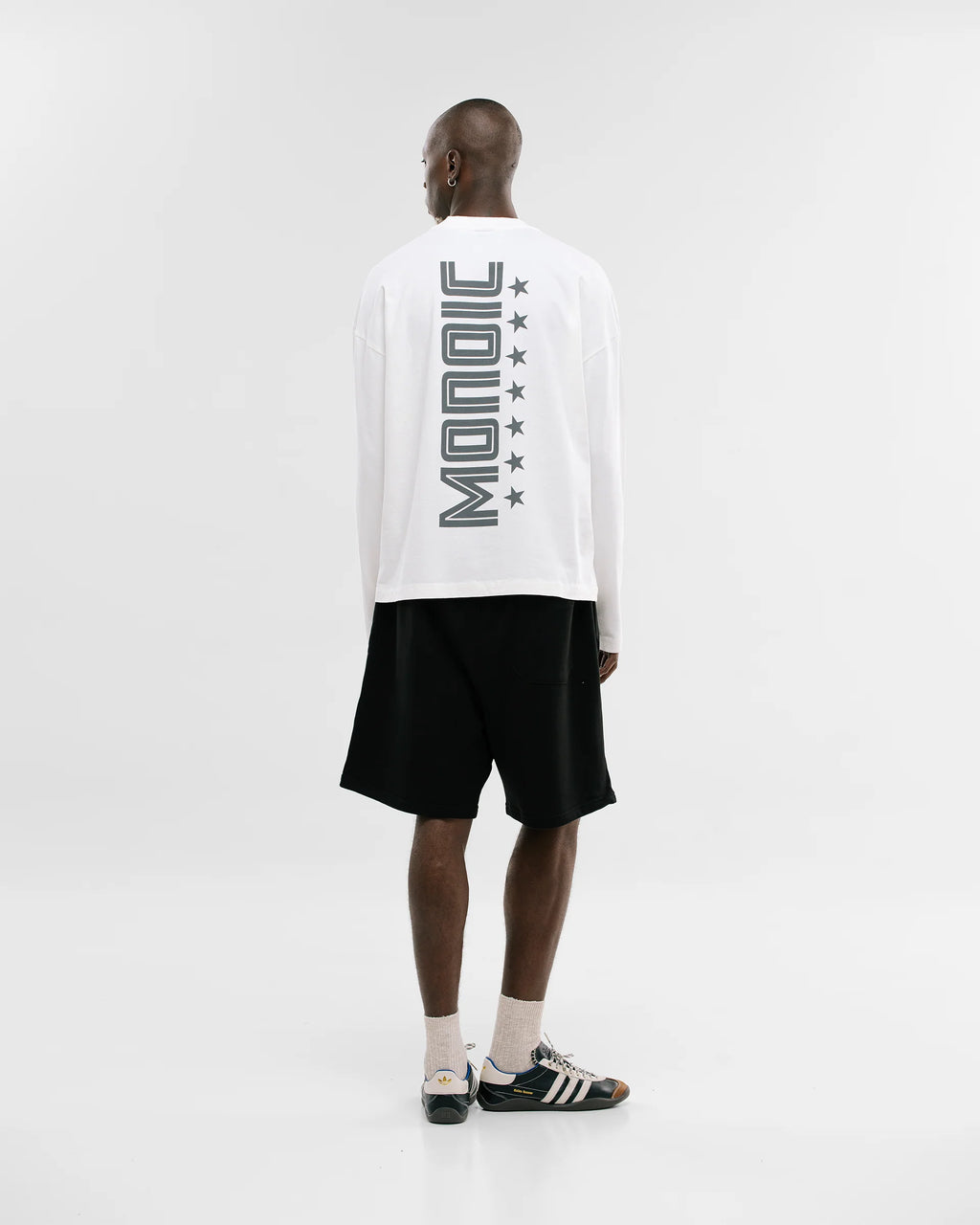 Monoic Short Shield - Negro