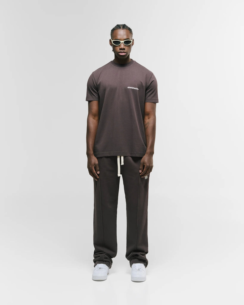 Monoic Camiseta Regular Fit Básica V4 - Café Chocolate