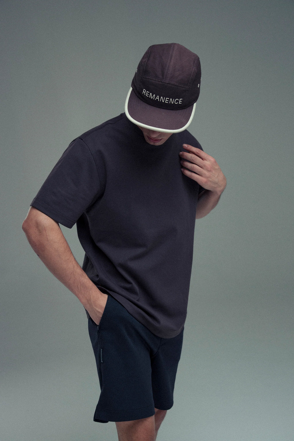 Remanence T-Shirt Cling Café