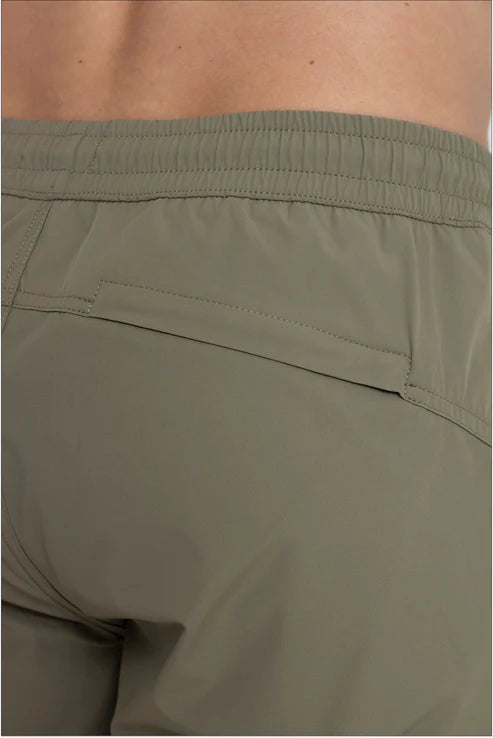 Remanence Shorts Focus Verde Oliva
