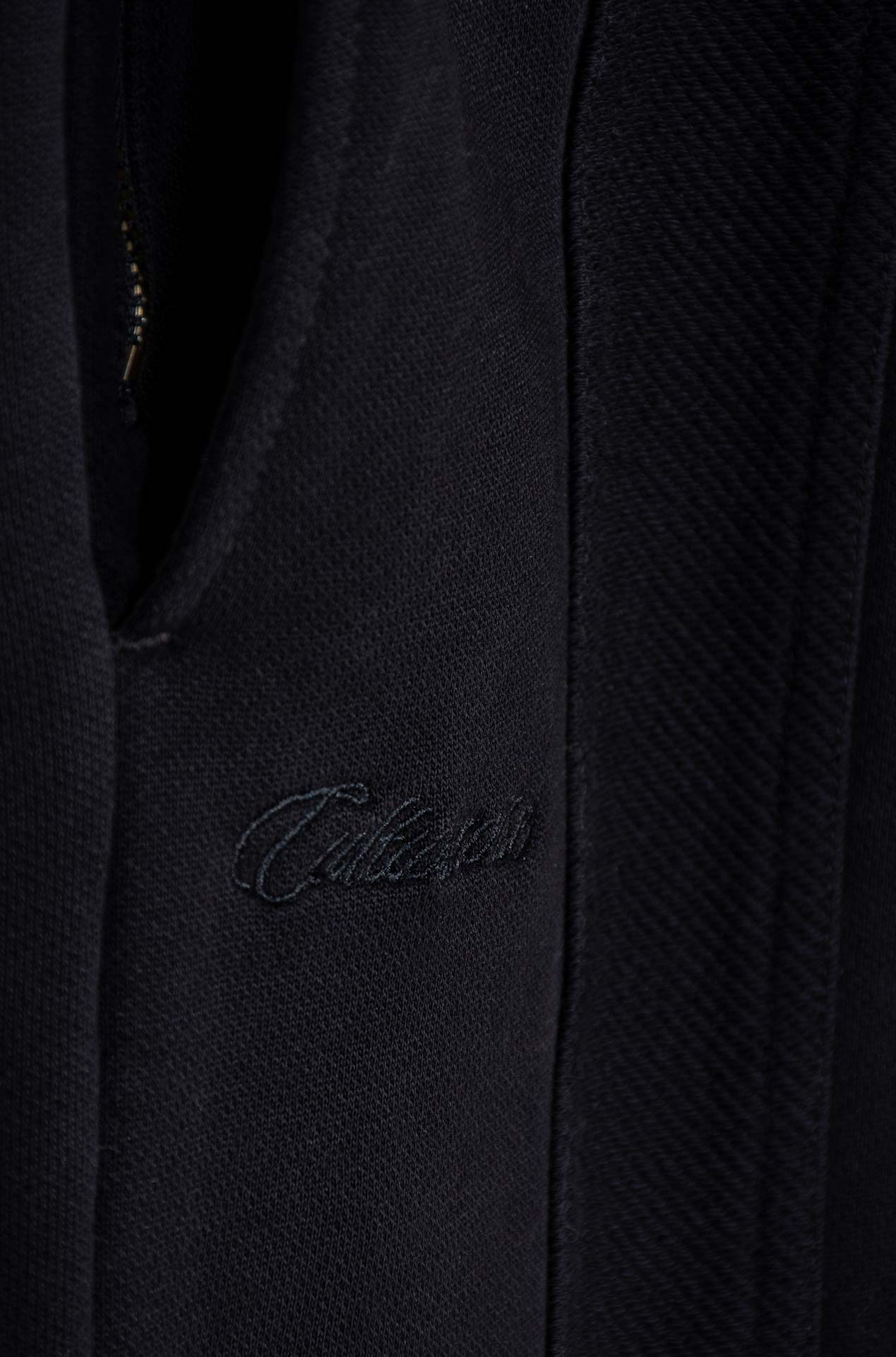 Culturewise sudadera negra CWSUD-N