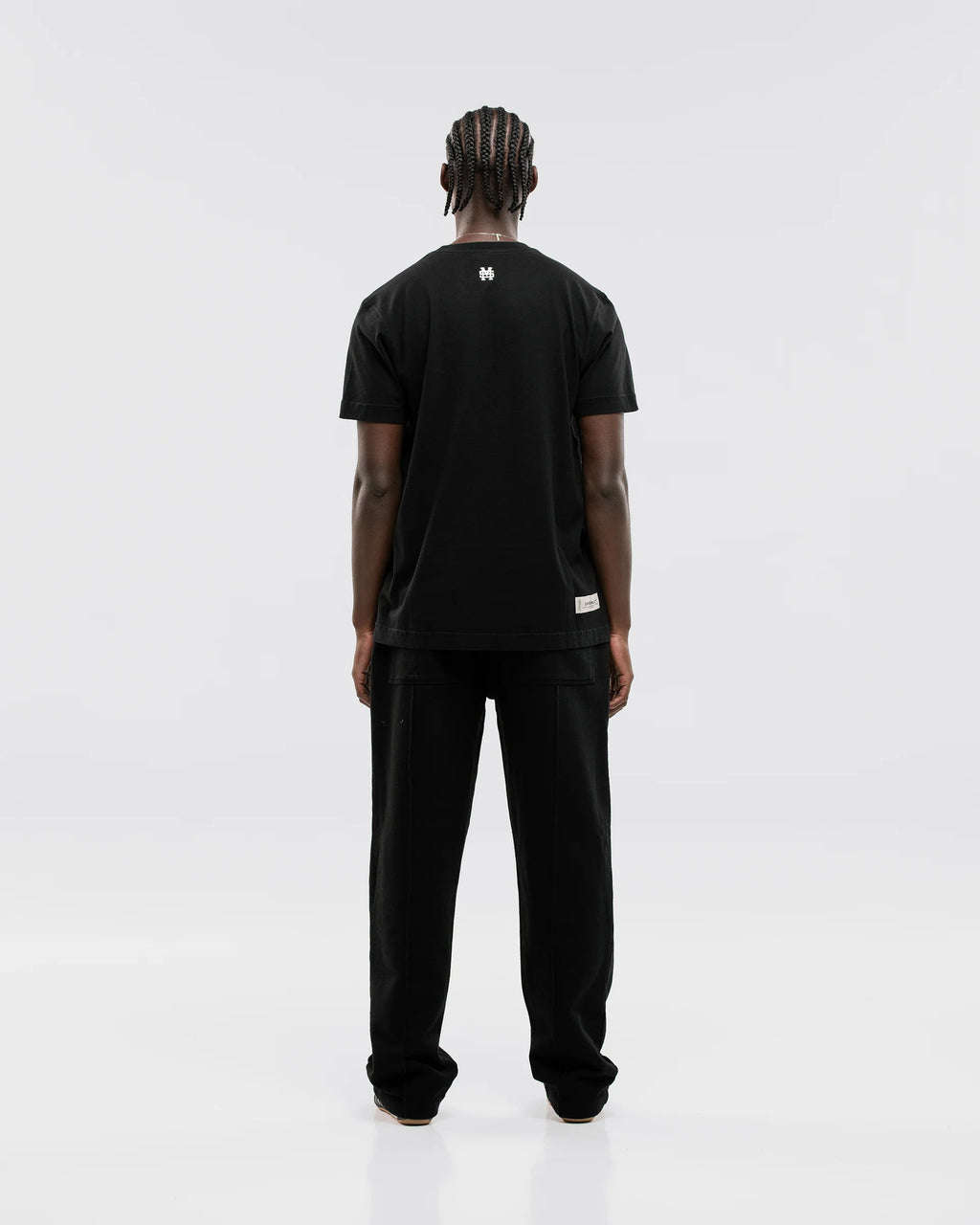 Monoic Camiseta Regular Fit Básica V2 - Negro Oscuro