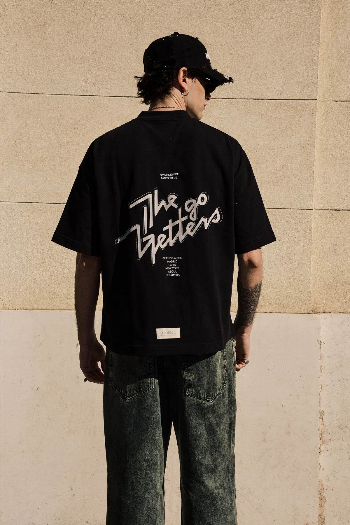 Utópico Camiseta Negra Go Getter