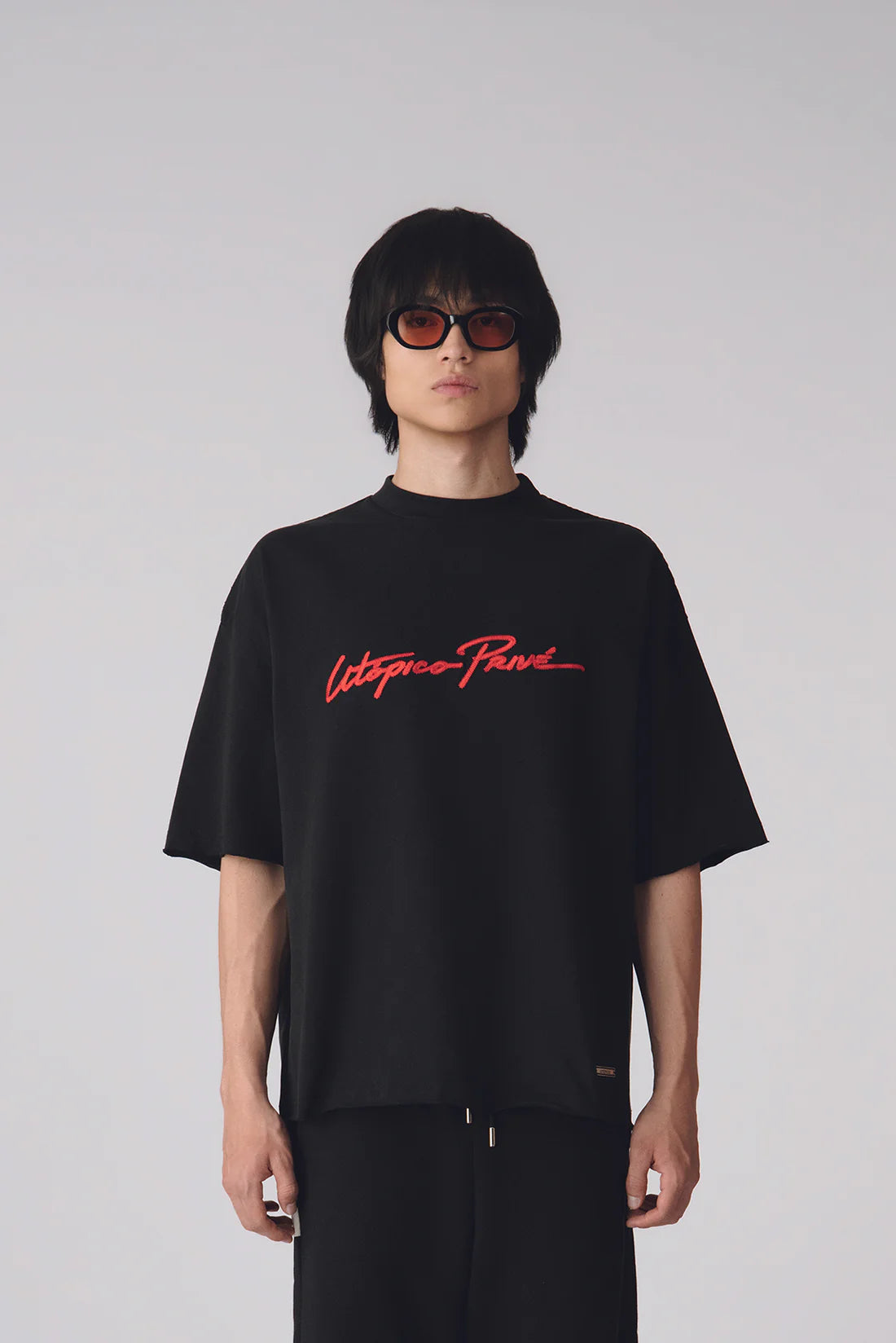 Utópico camiseta negra - relaxed fit