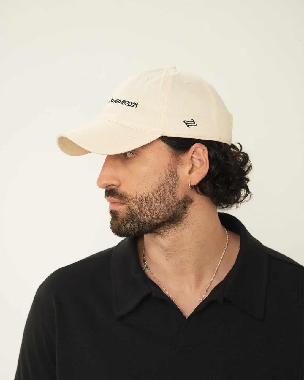 Birmano b signature ivory cap