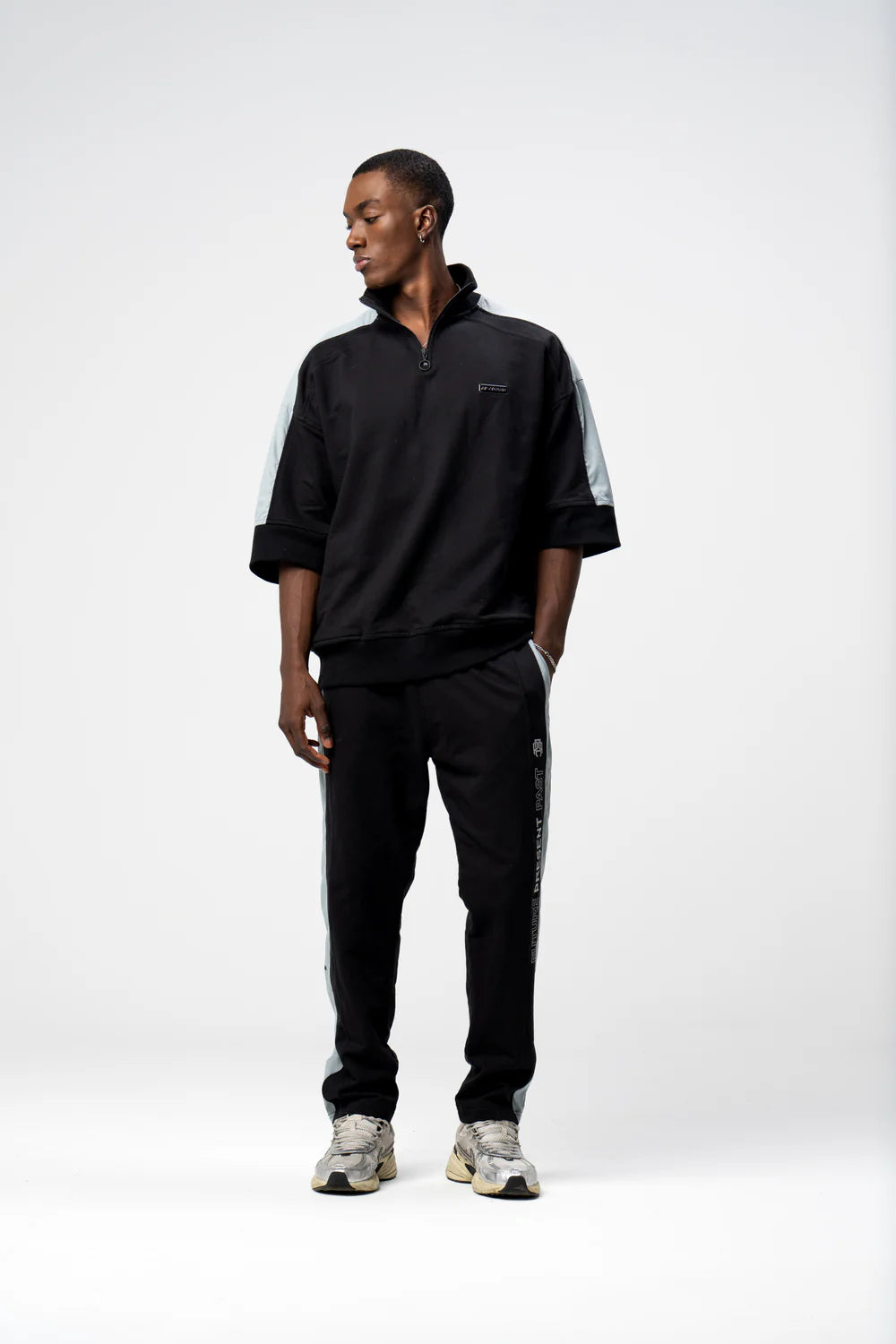 Ap Crown diorite joggers
