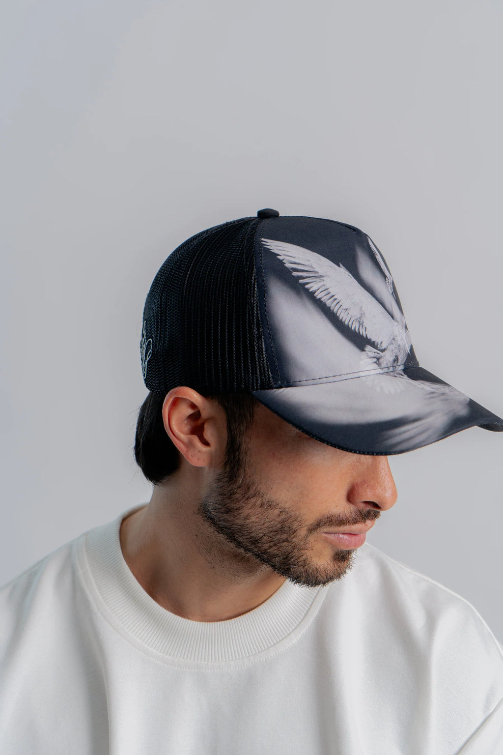 Aurum Flying Pigeons Trucker Cap