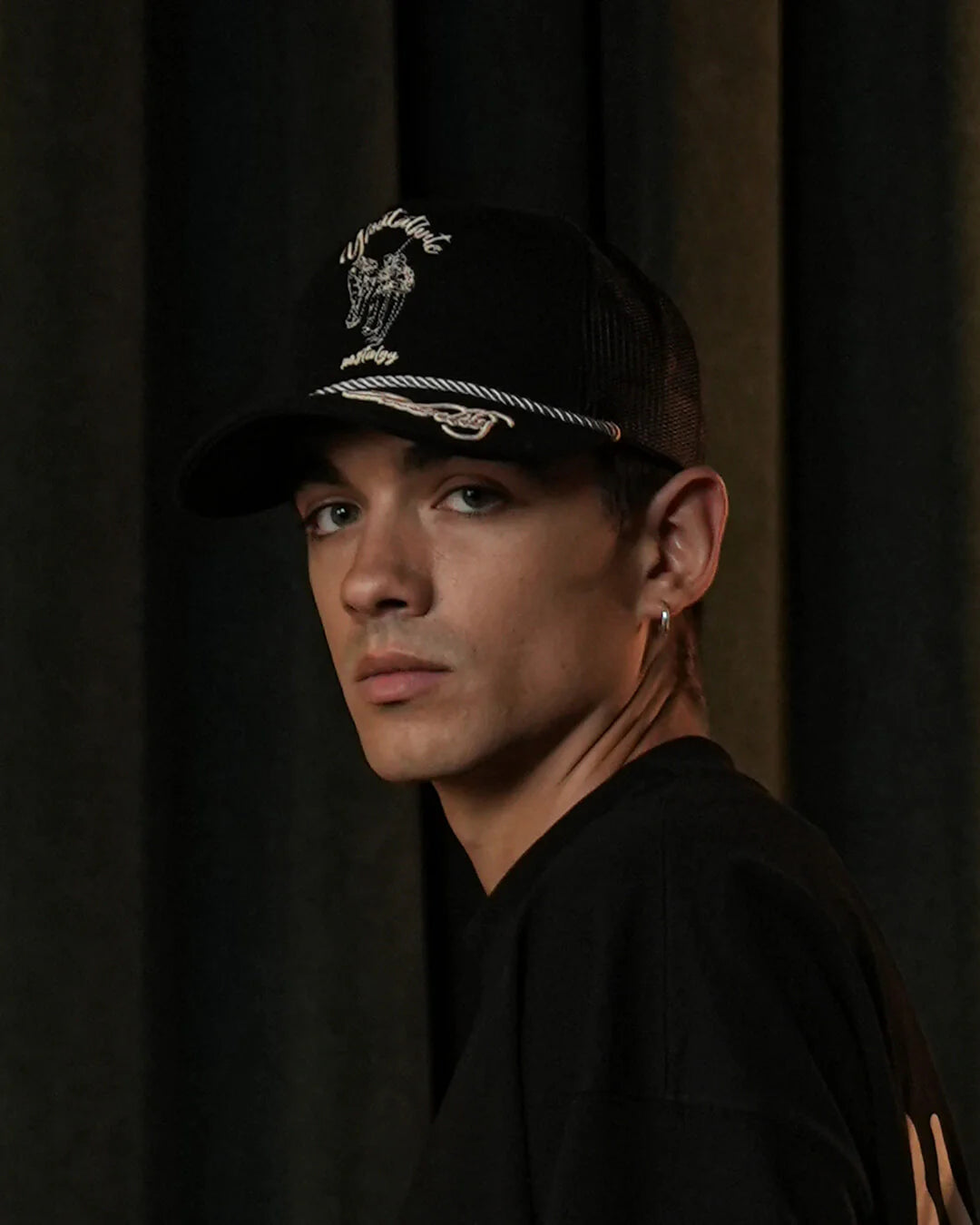 Y/Out mate cap