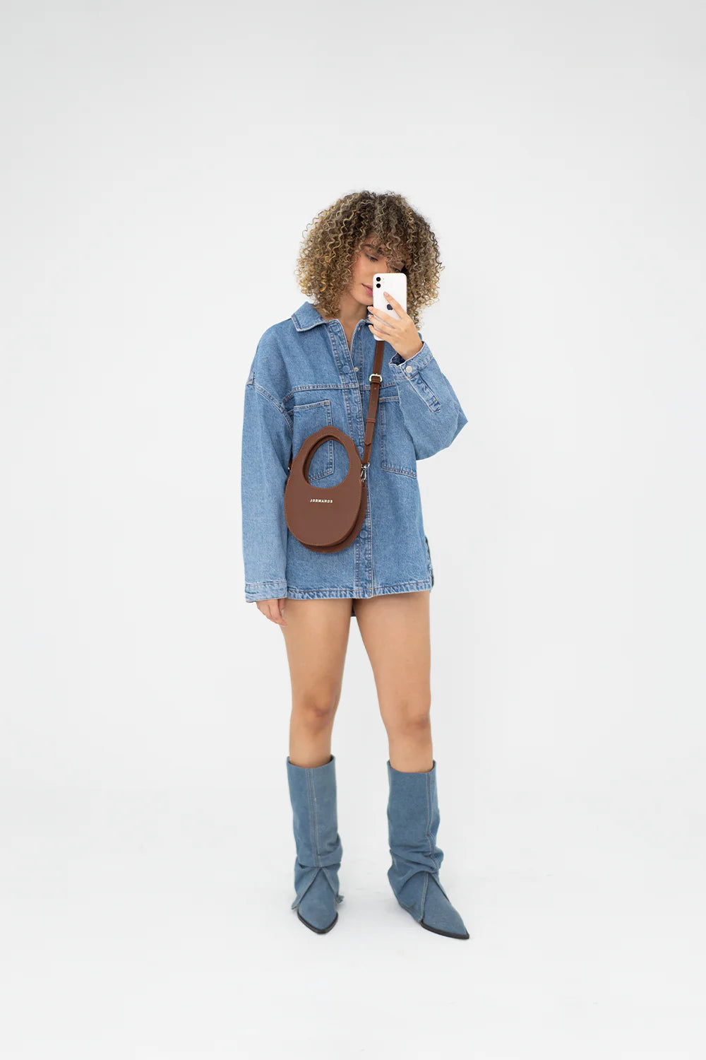 Jormands maroon move bag