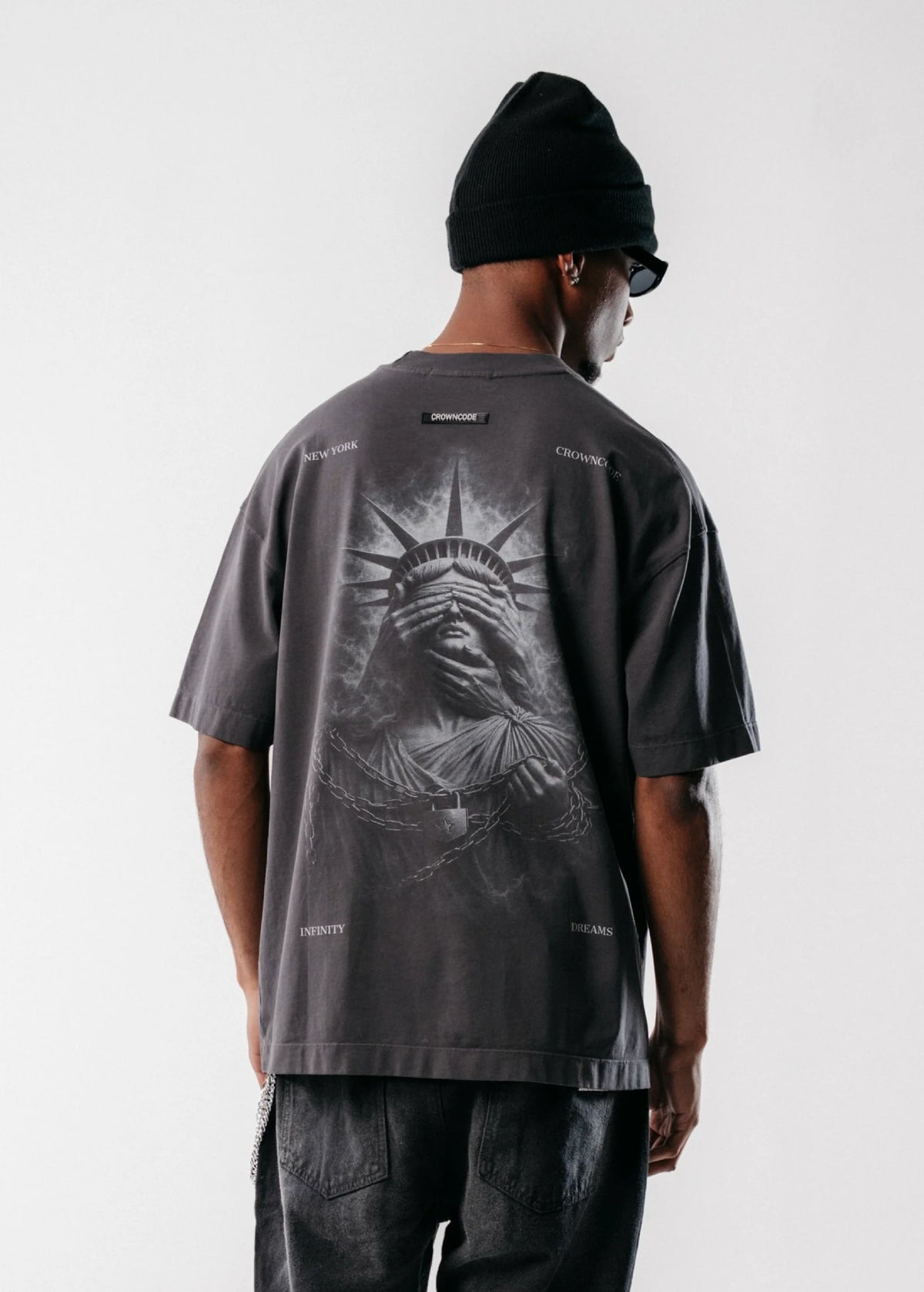 Crowncode camiseta empire - gris oscuro