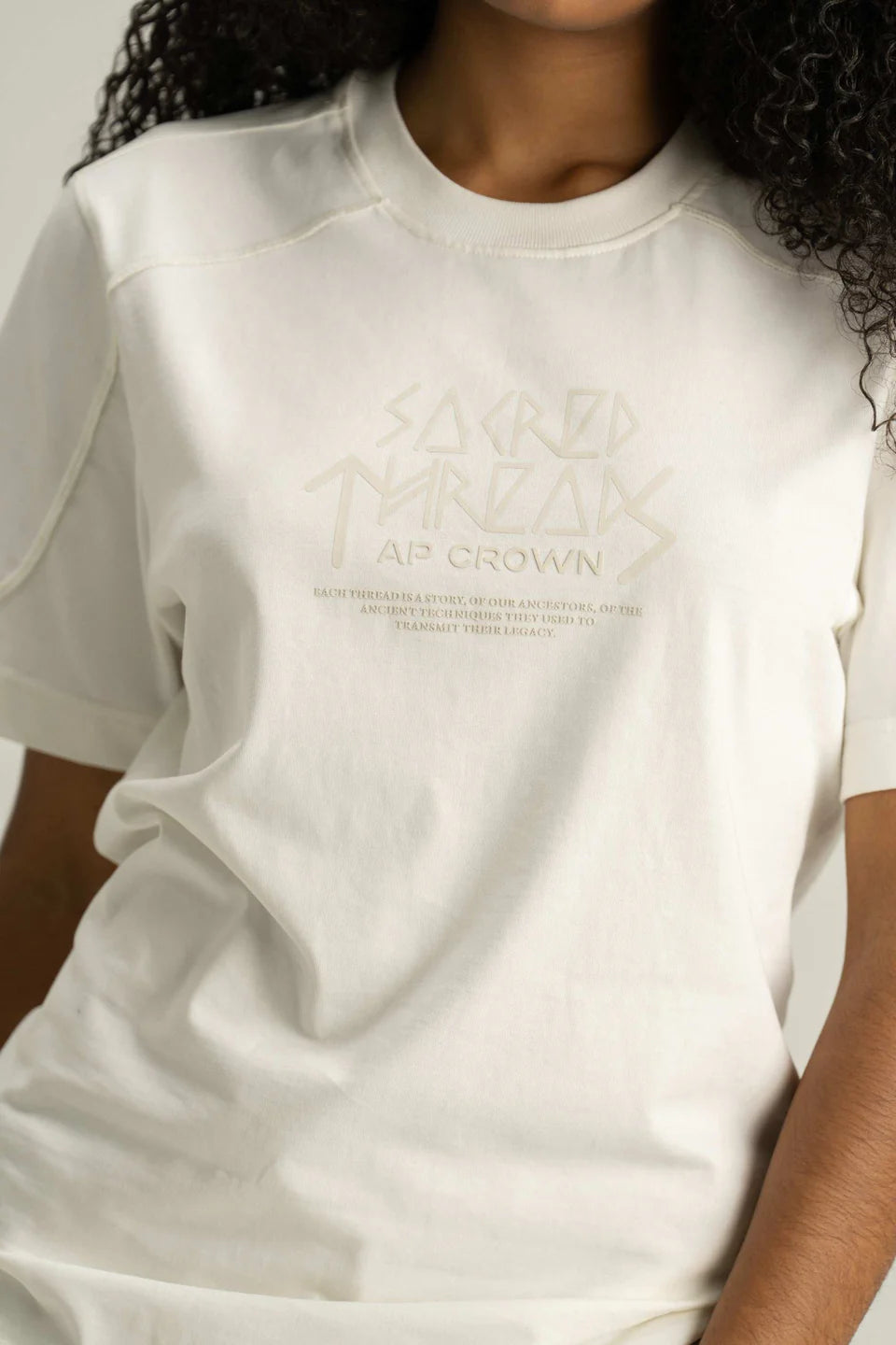 Ap crown nala t-shirt