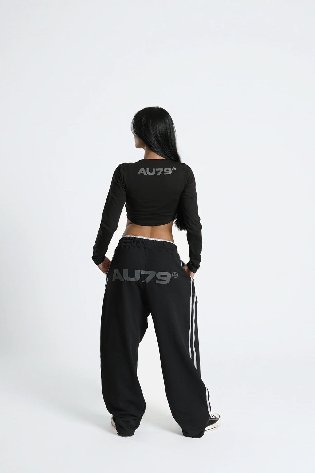 Aurum Timeless Long Sleeve Crop top