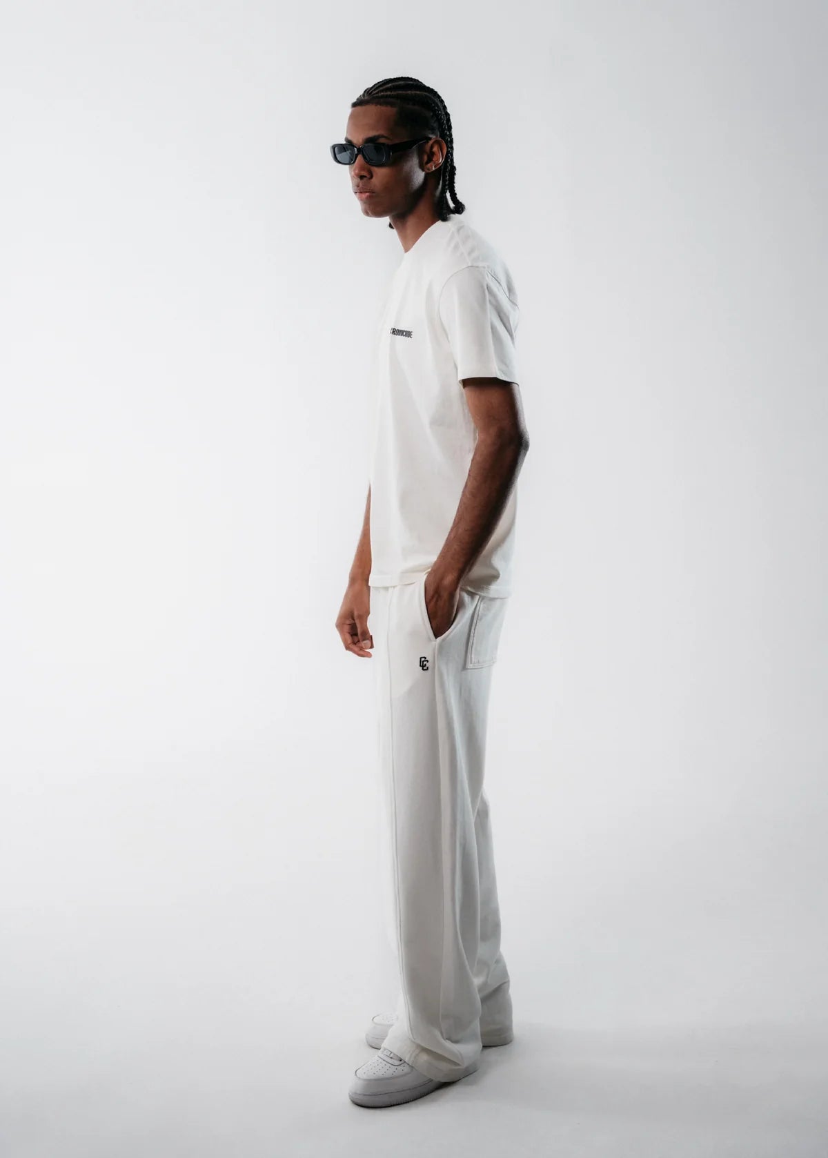 Crowncode Camiseta Regular Fit Básica - Off White