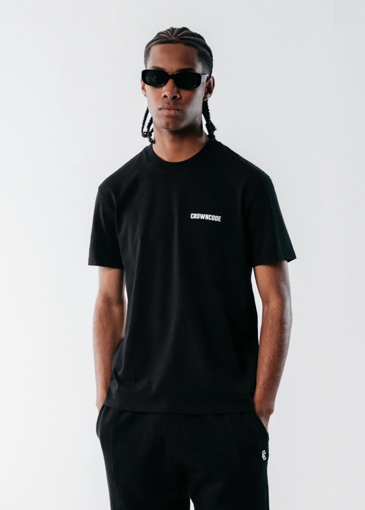 Crowncode Camiseta Regular Fit Básica - Negra