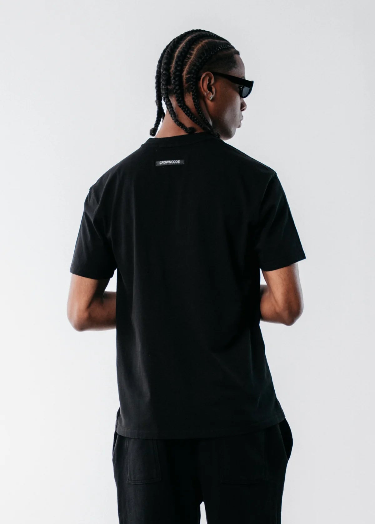 Crowncode Camiseta Regular Fit Básica - Negra